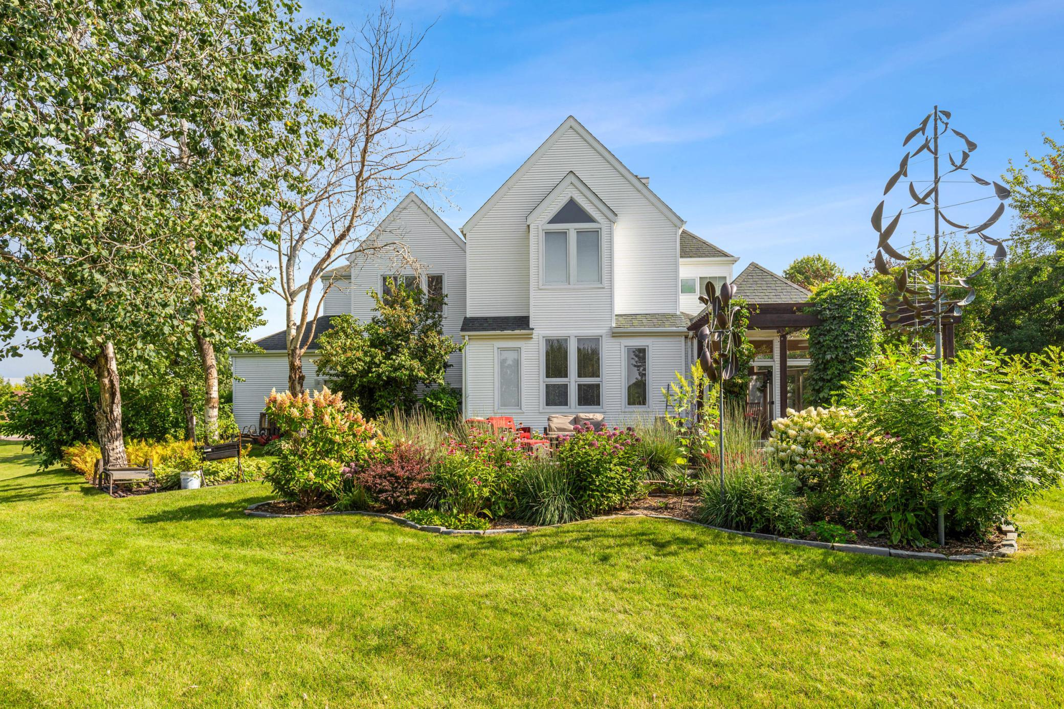 main property photo 40