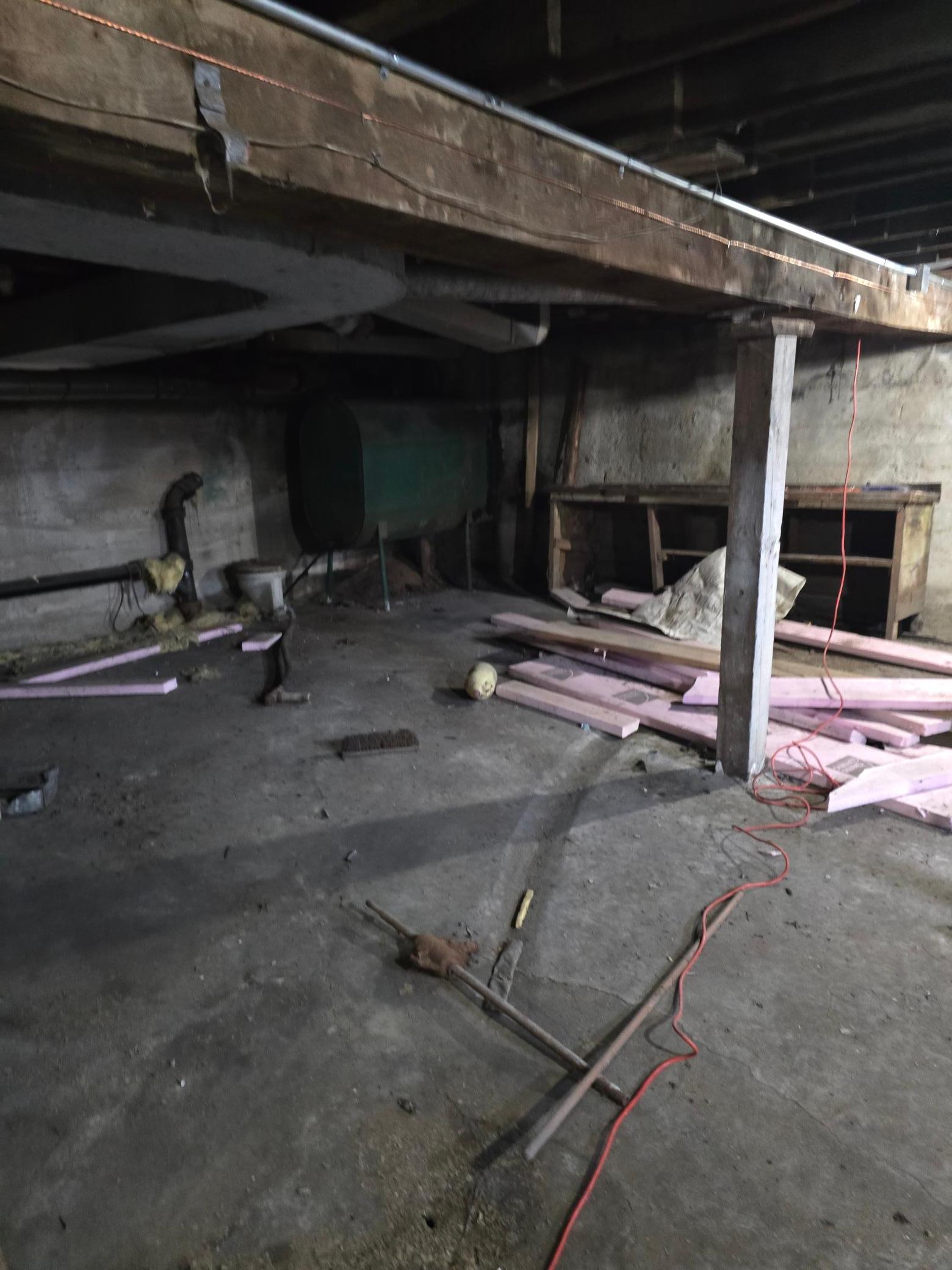 main property photo 11