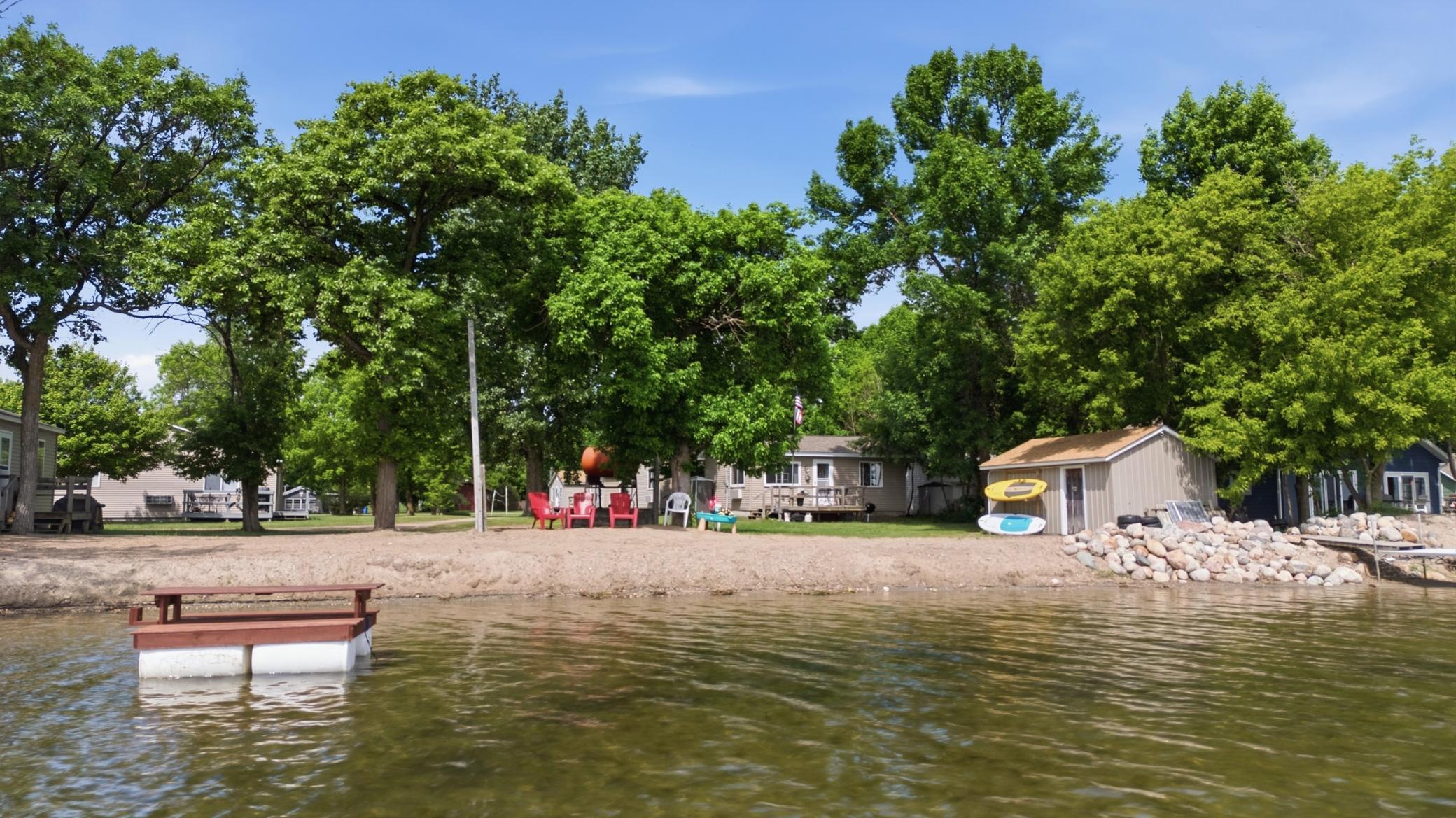 main property photo 25