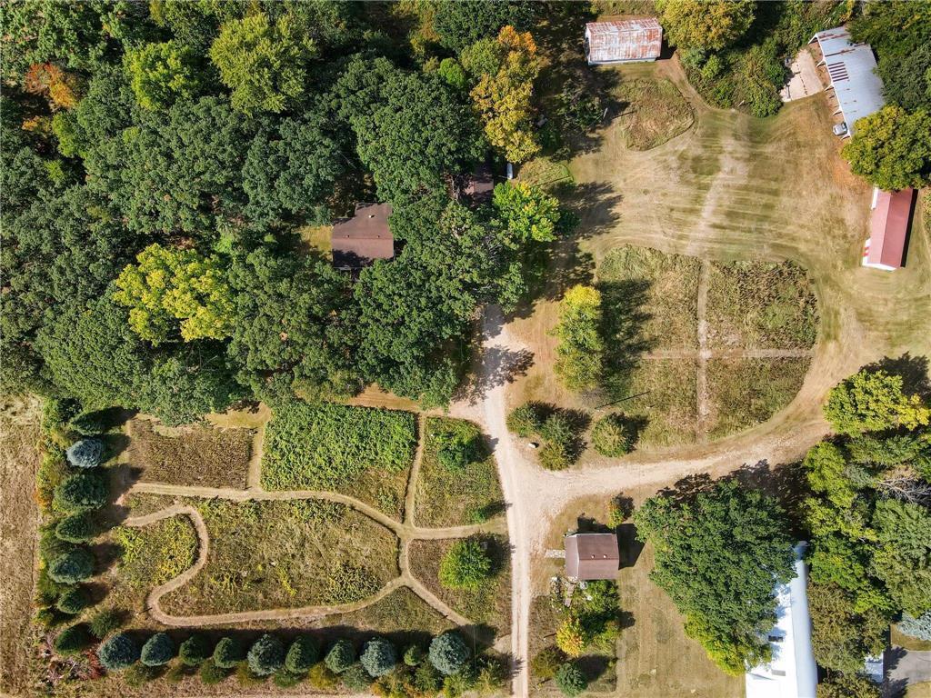 main property photo 16