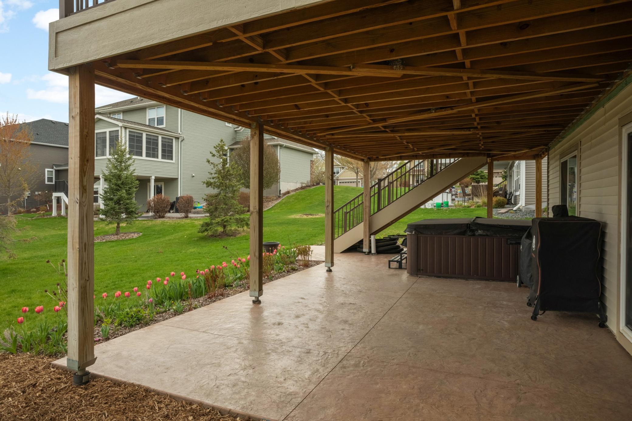 main property photo 50