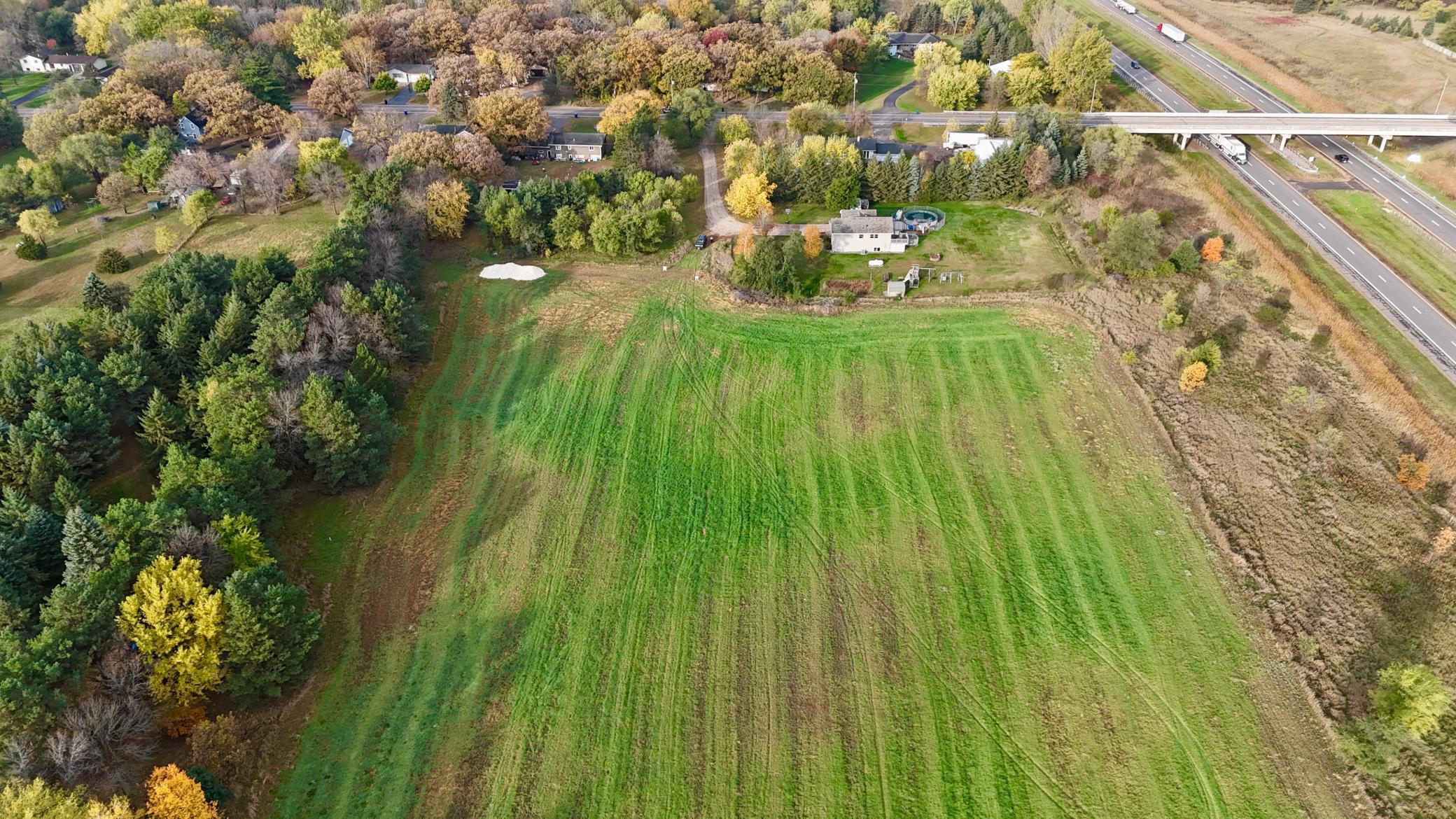 main property photo 8