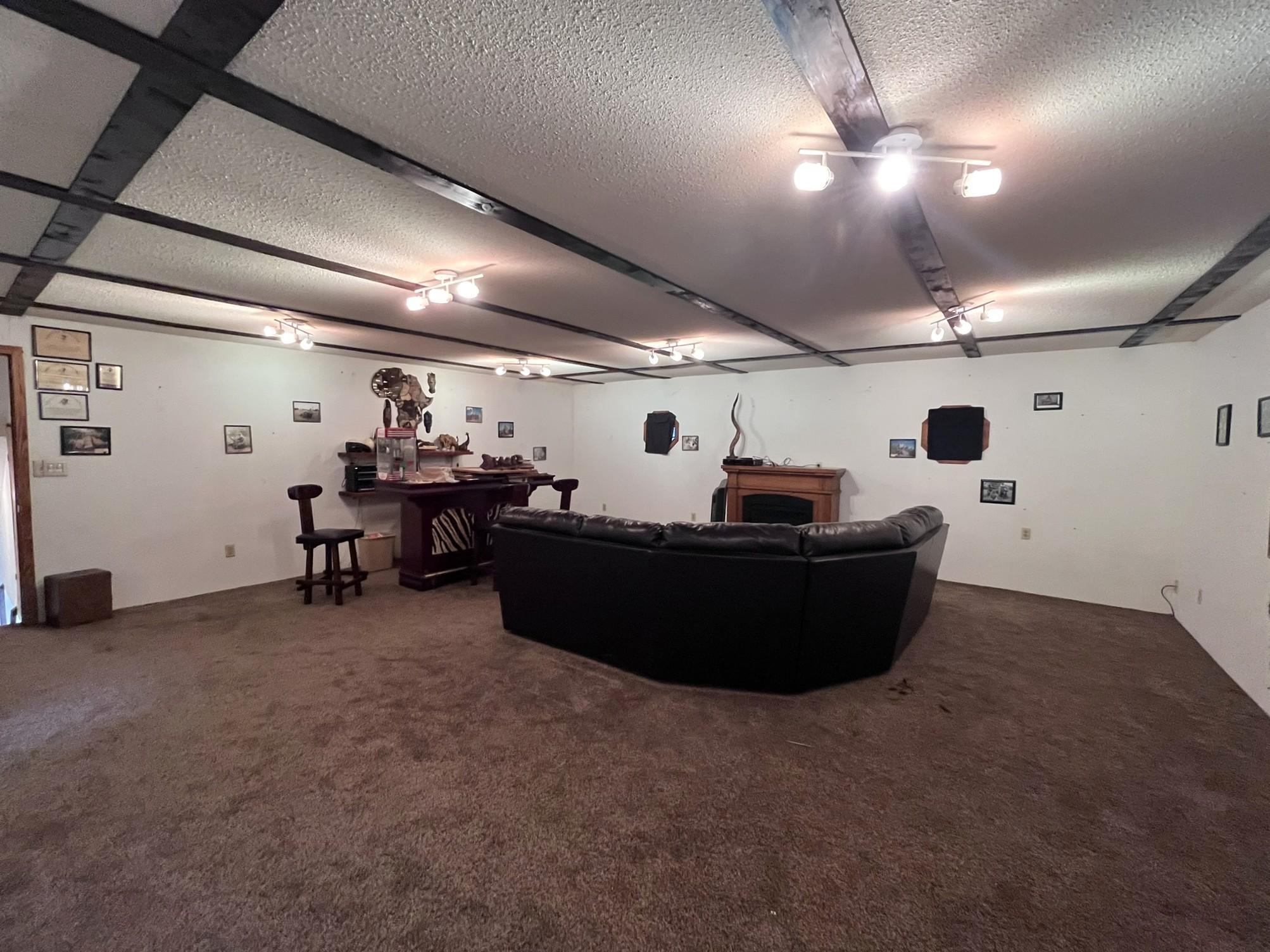 main property photo 62