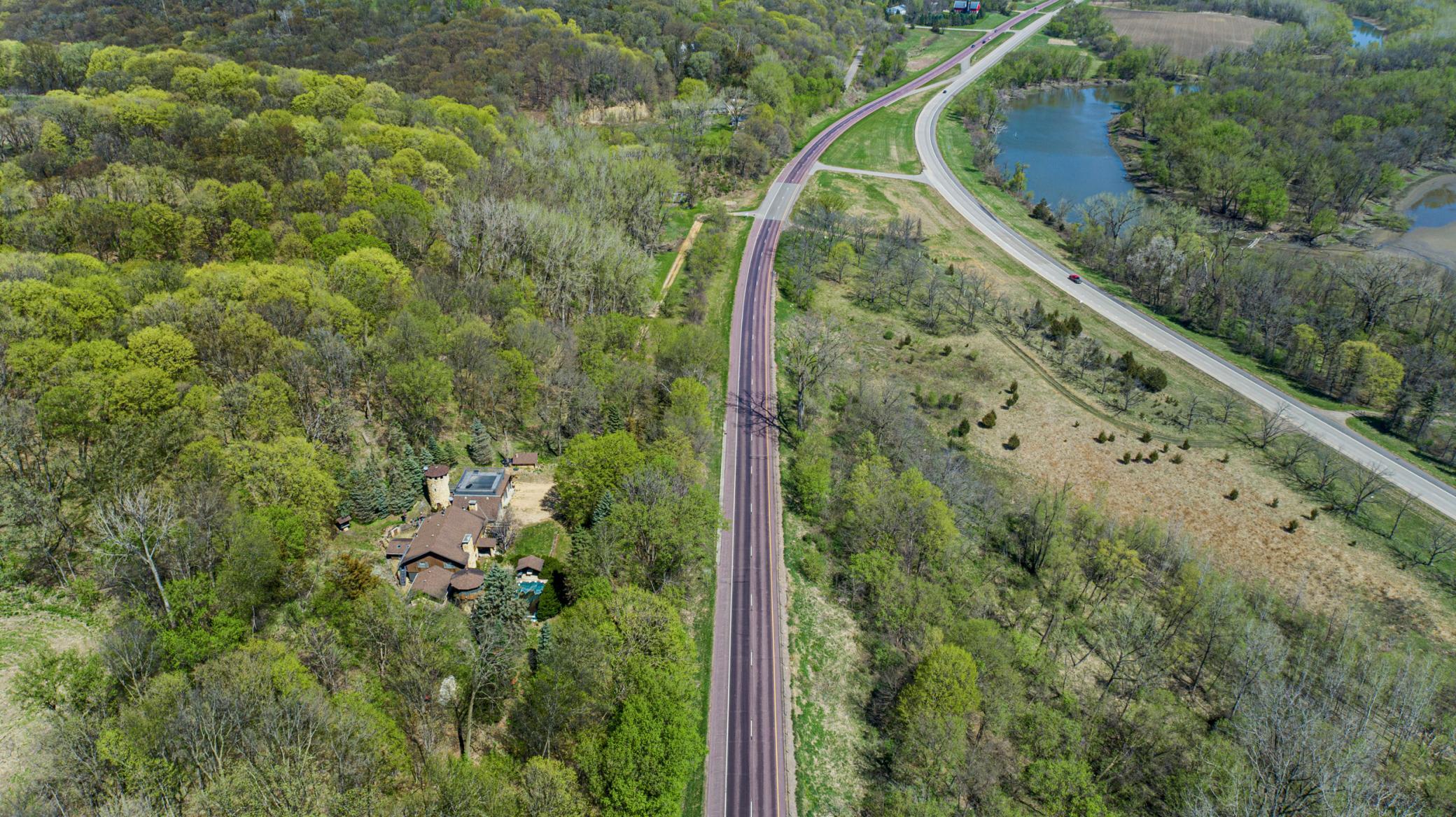 main property photo 74