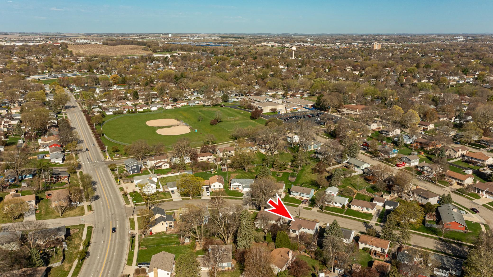 main property photo 1