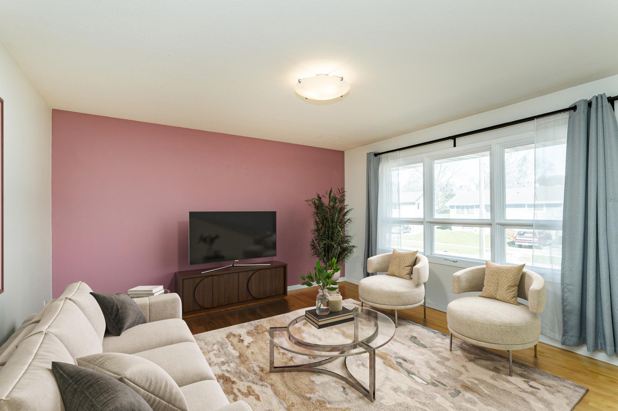 main property photo 3