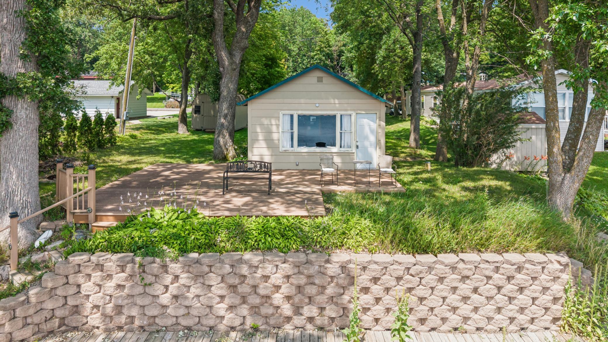 main property photo 17