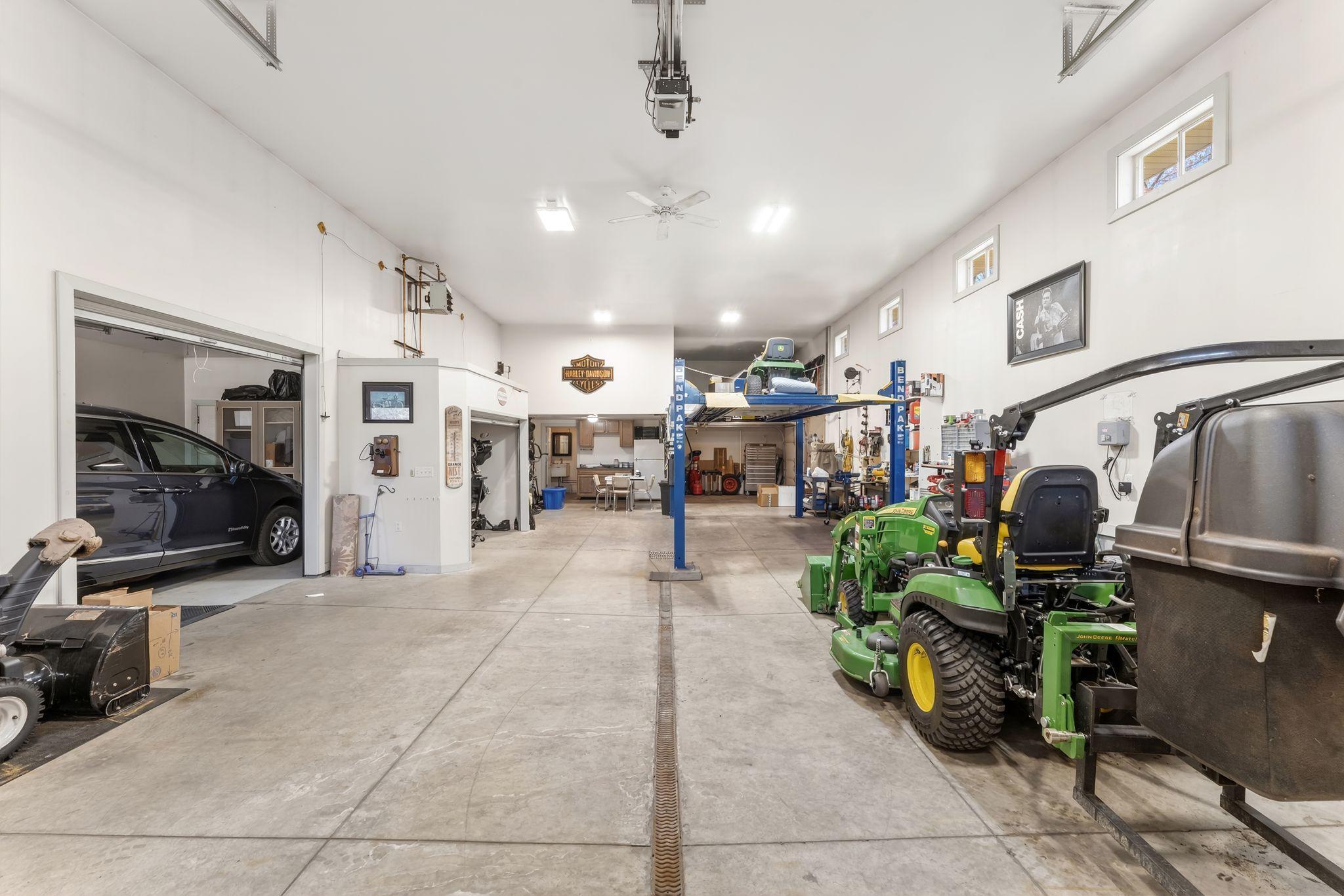 main property photo 69