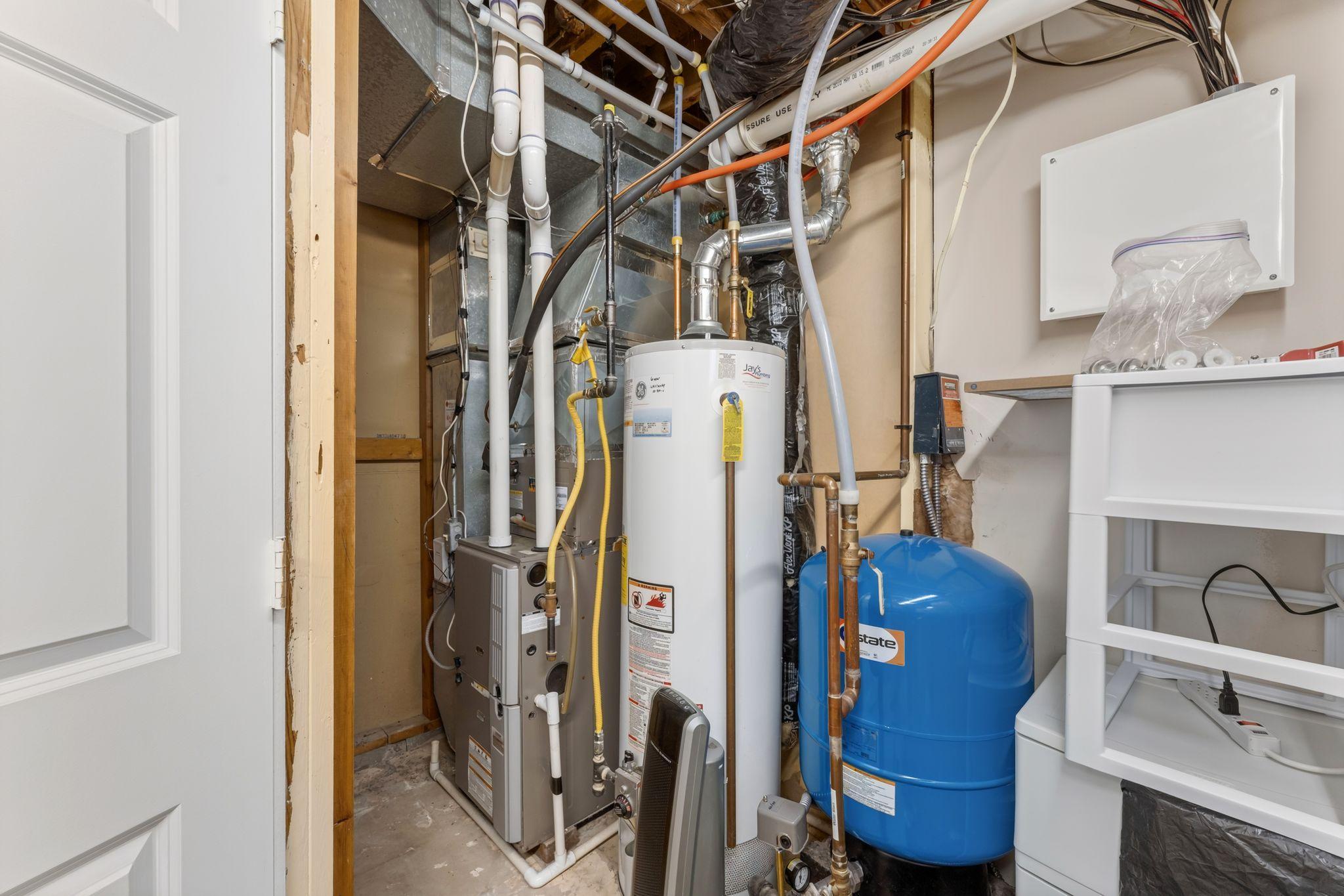 main property photo 79