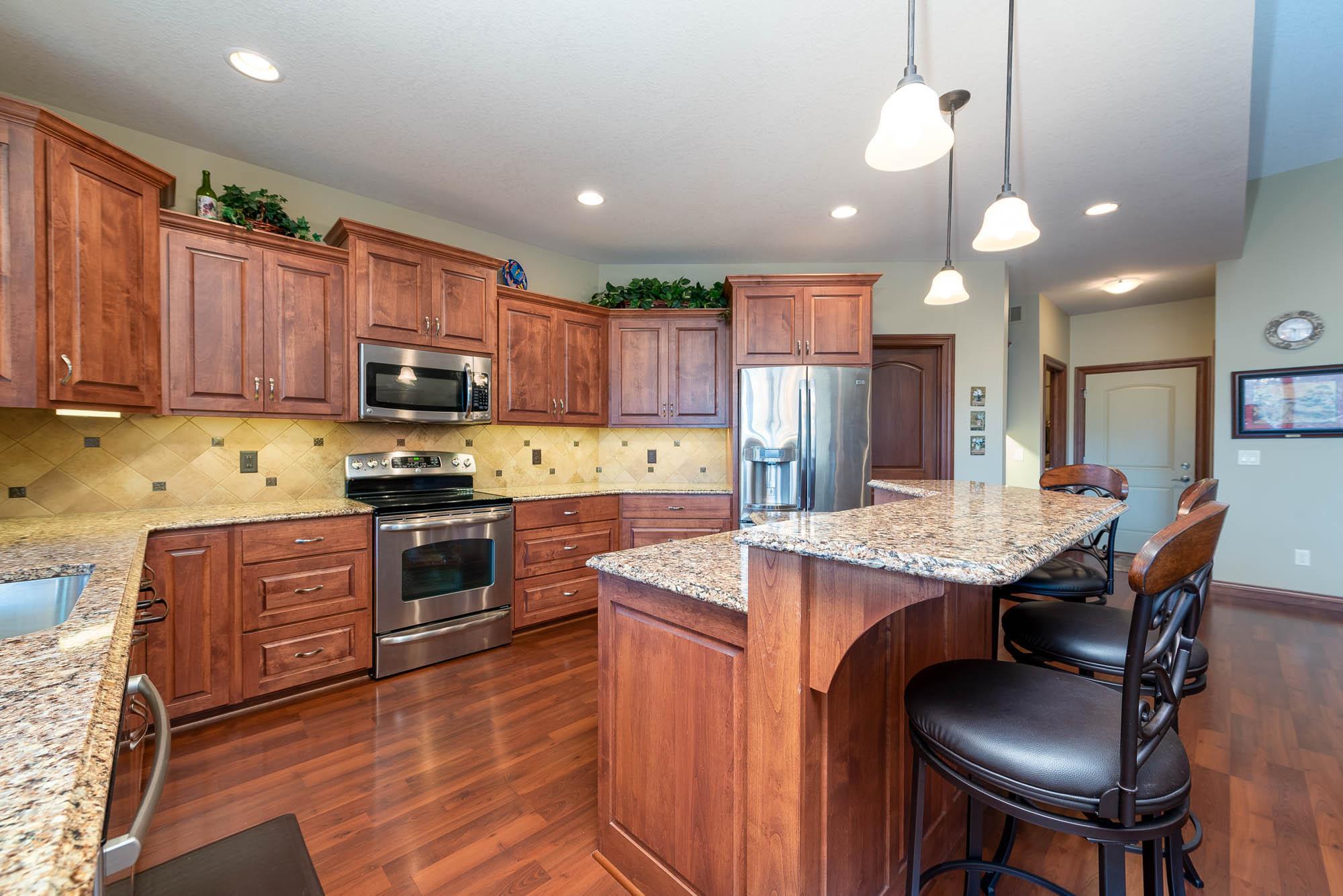 main property photo 7