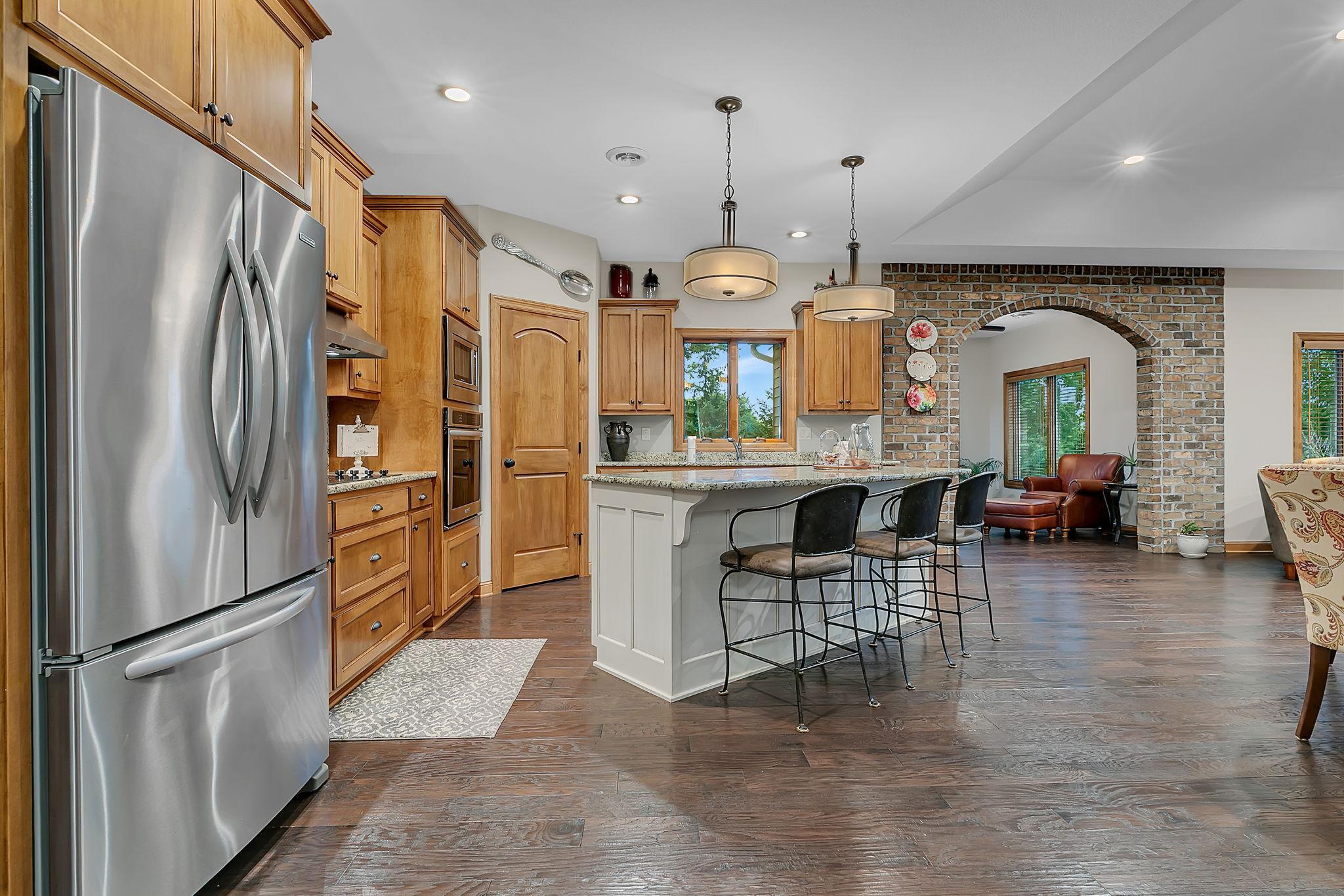main property photo 16