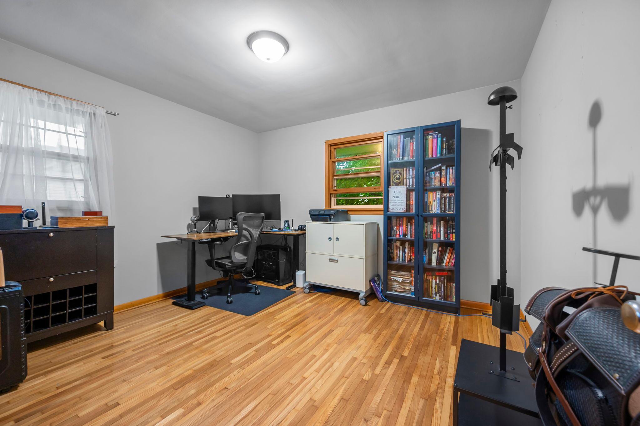 main property photo 30