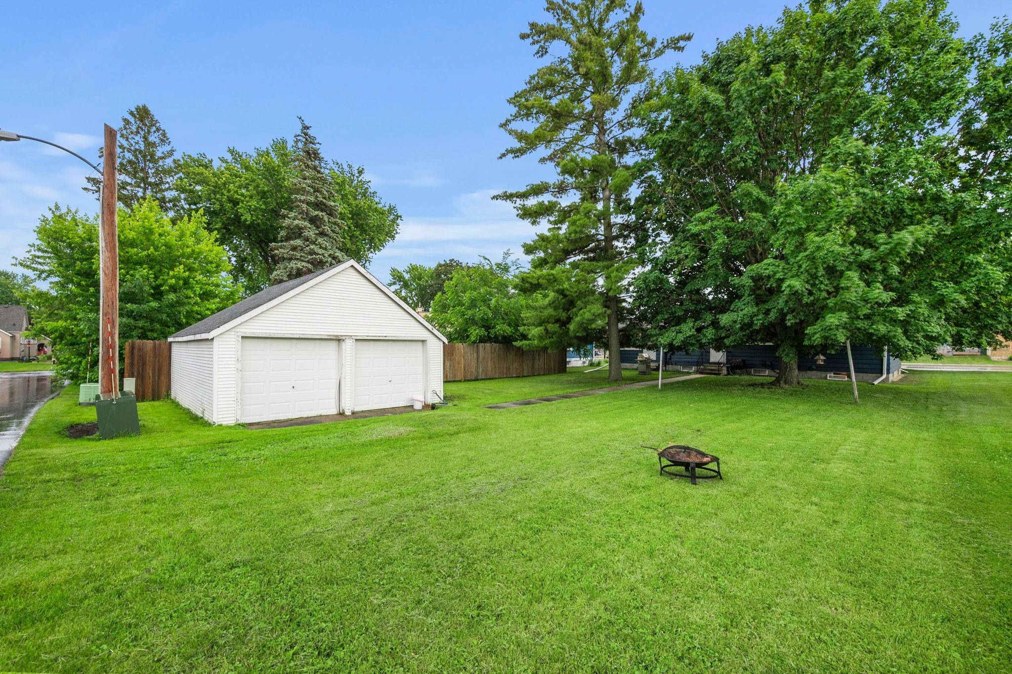 main property photo 54