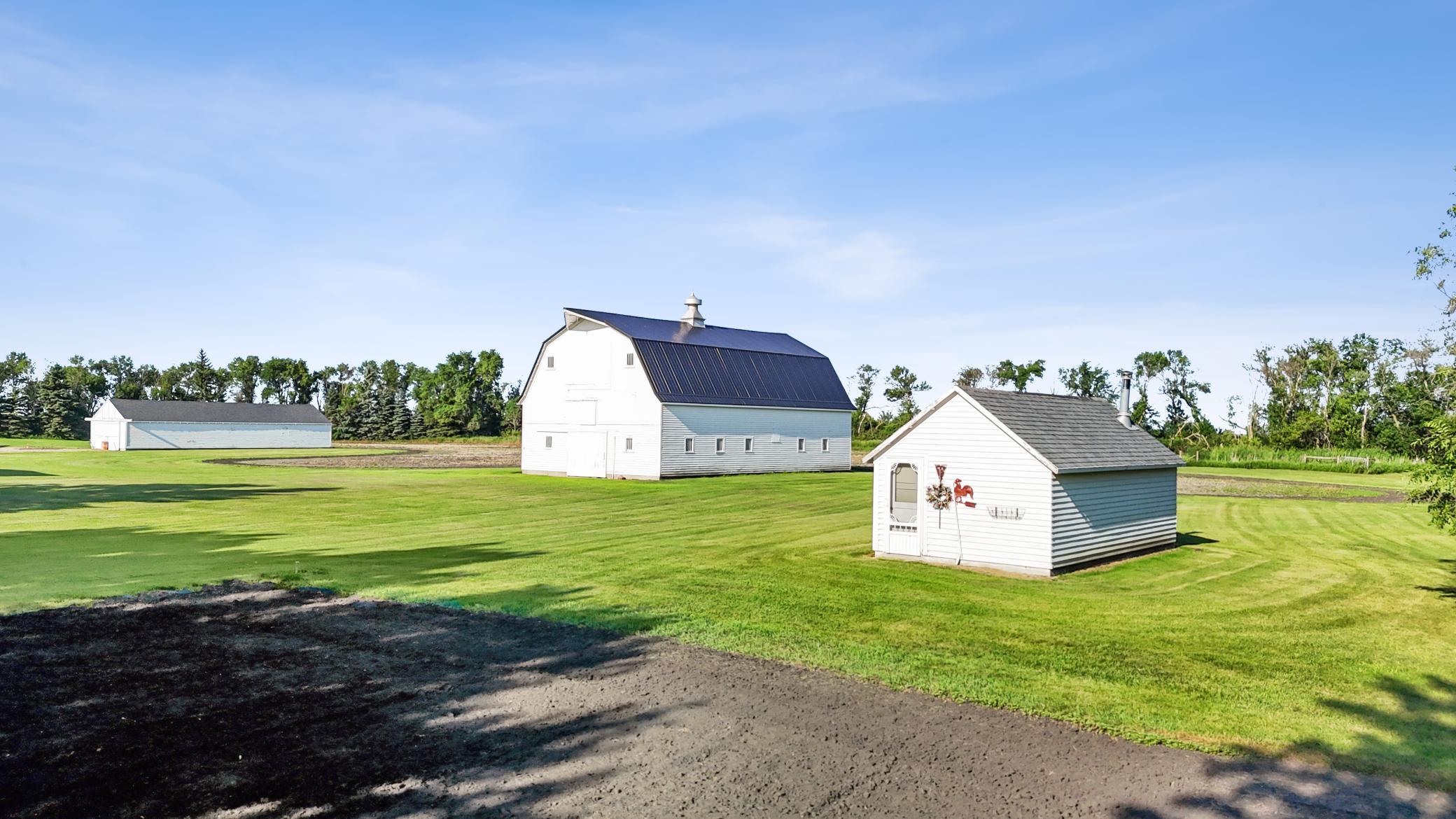 main property photo 43