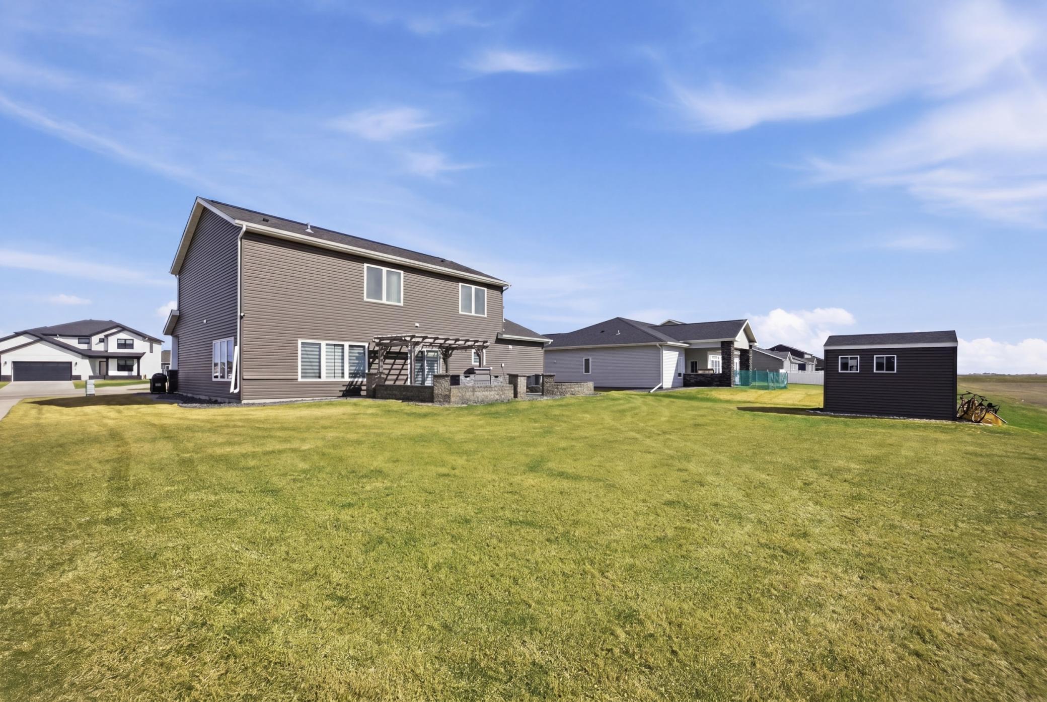 main property photo 34