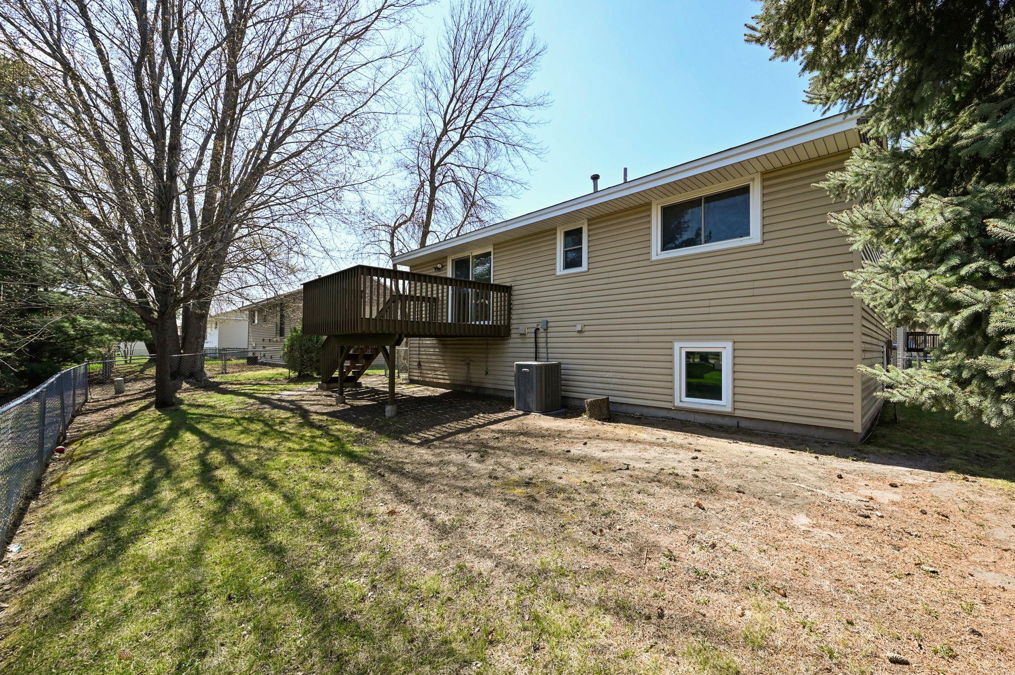 main property photo 17