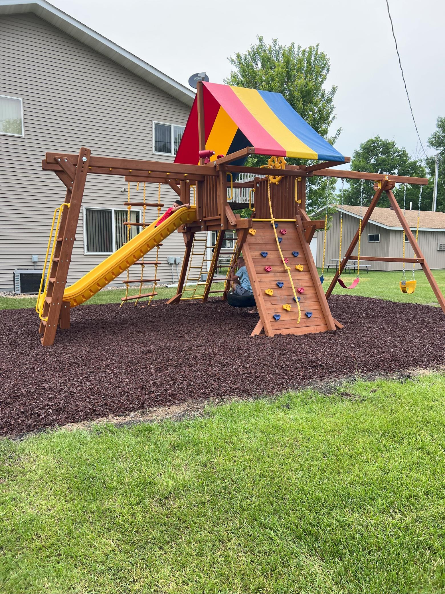 main property photo 17