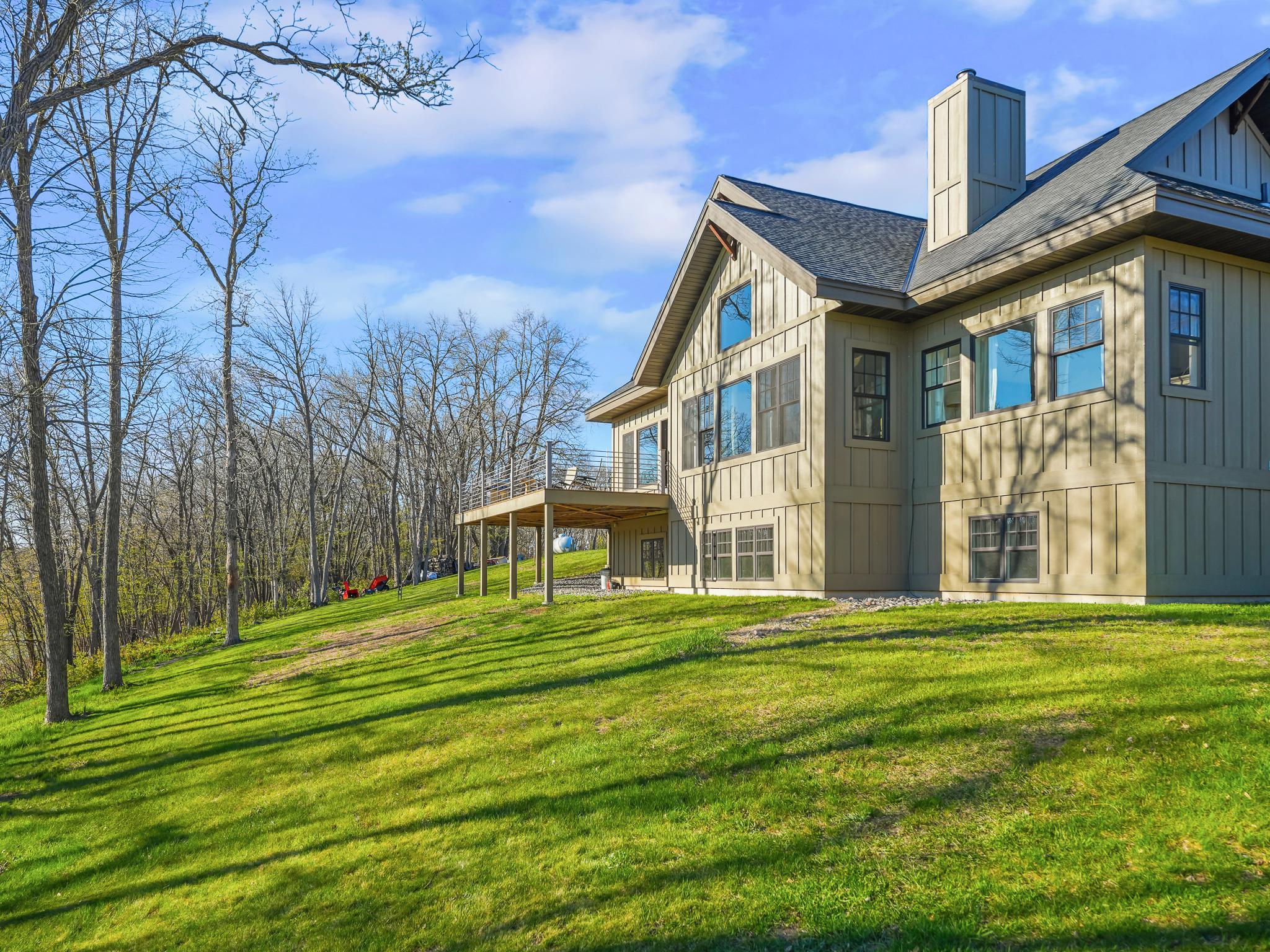 main property photo 47