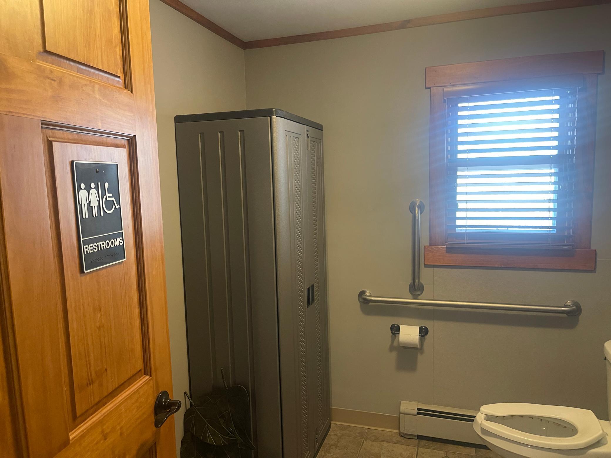 main property photo 11