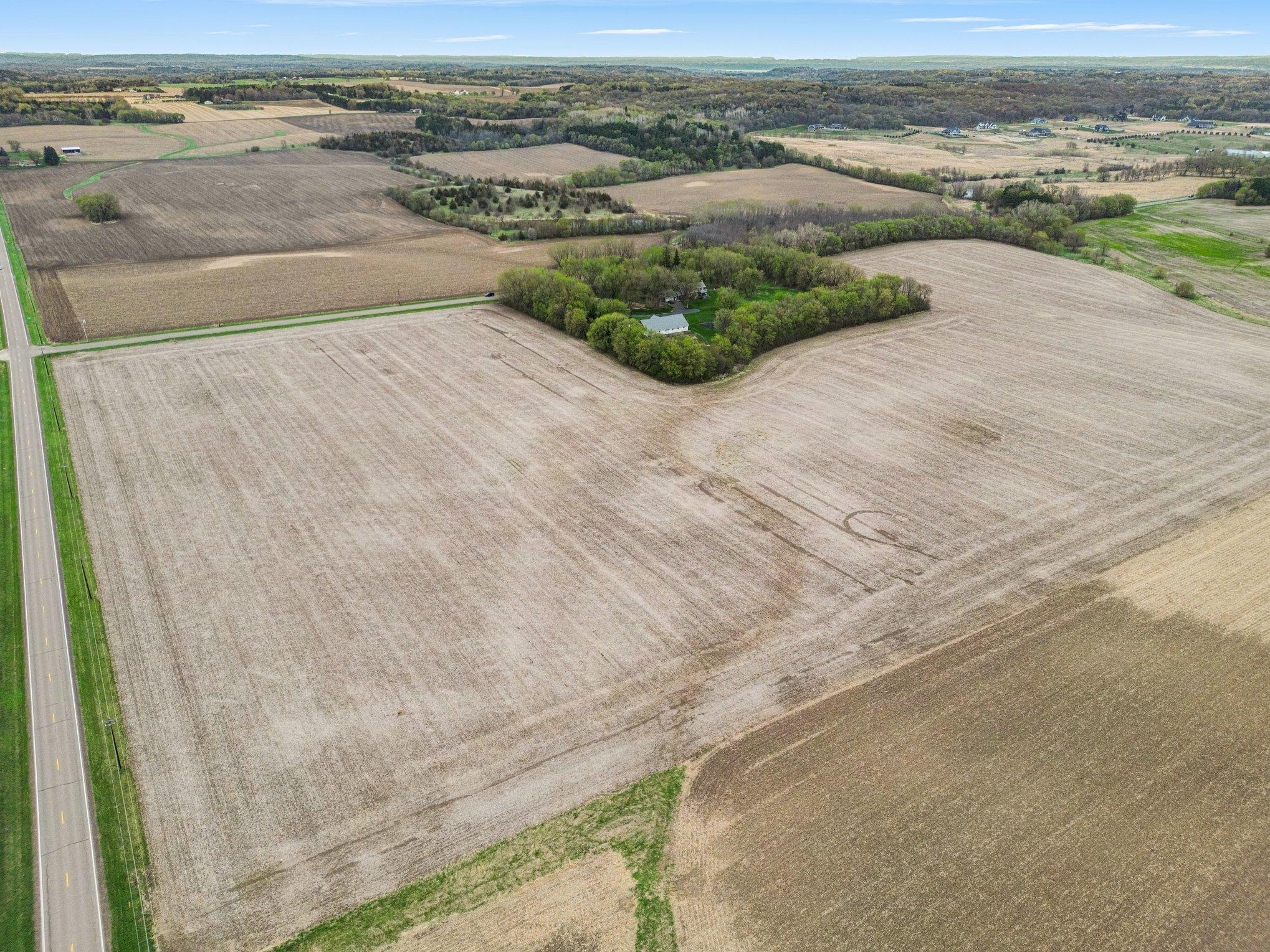 main property photo 10
