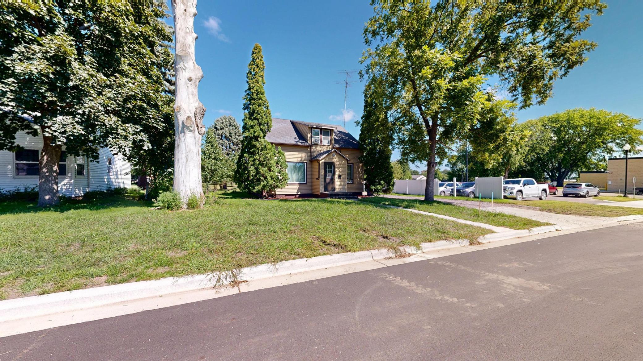 main property photo 24