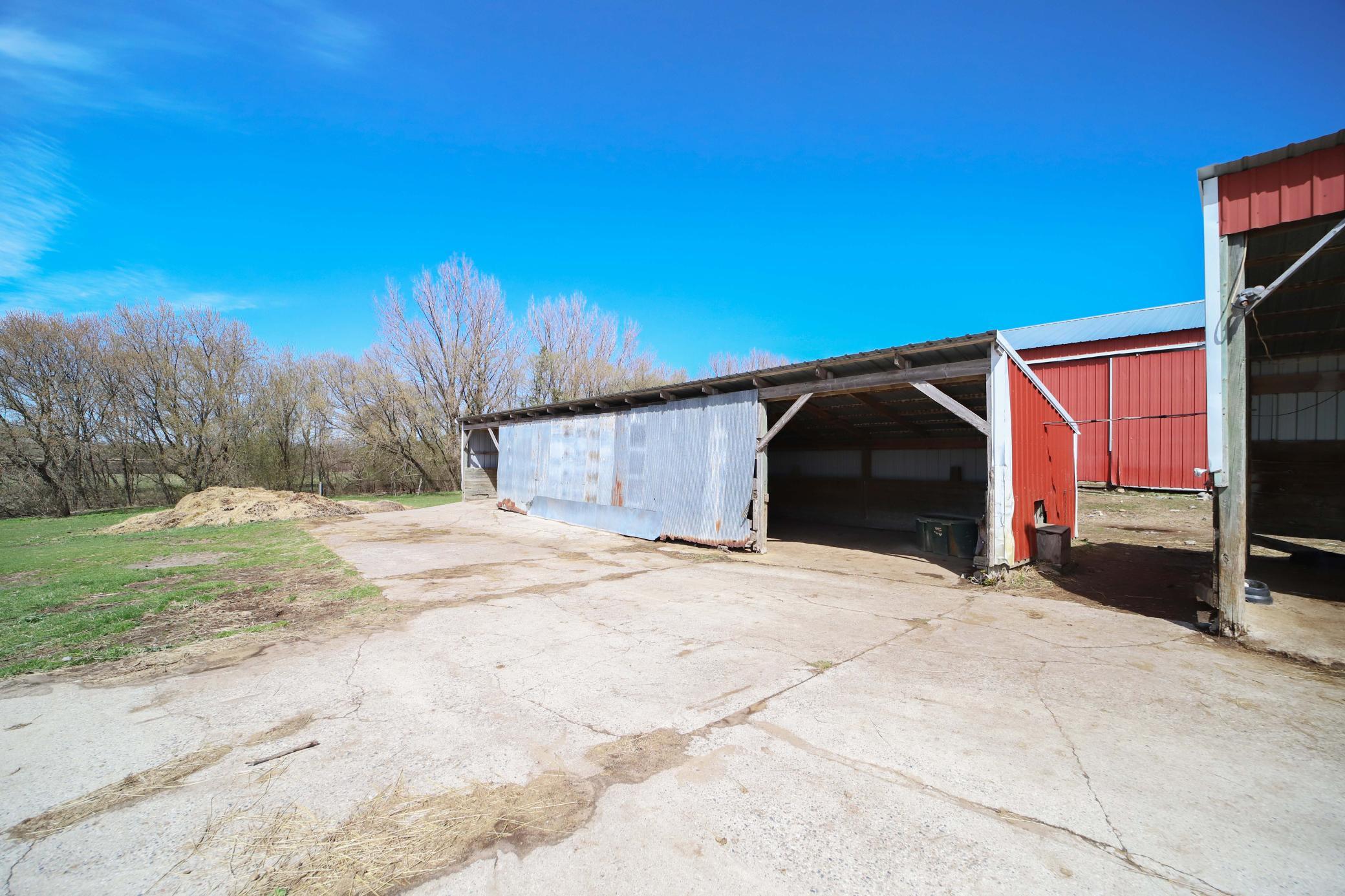 main property photo 42