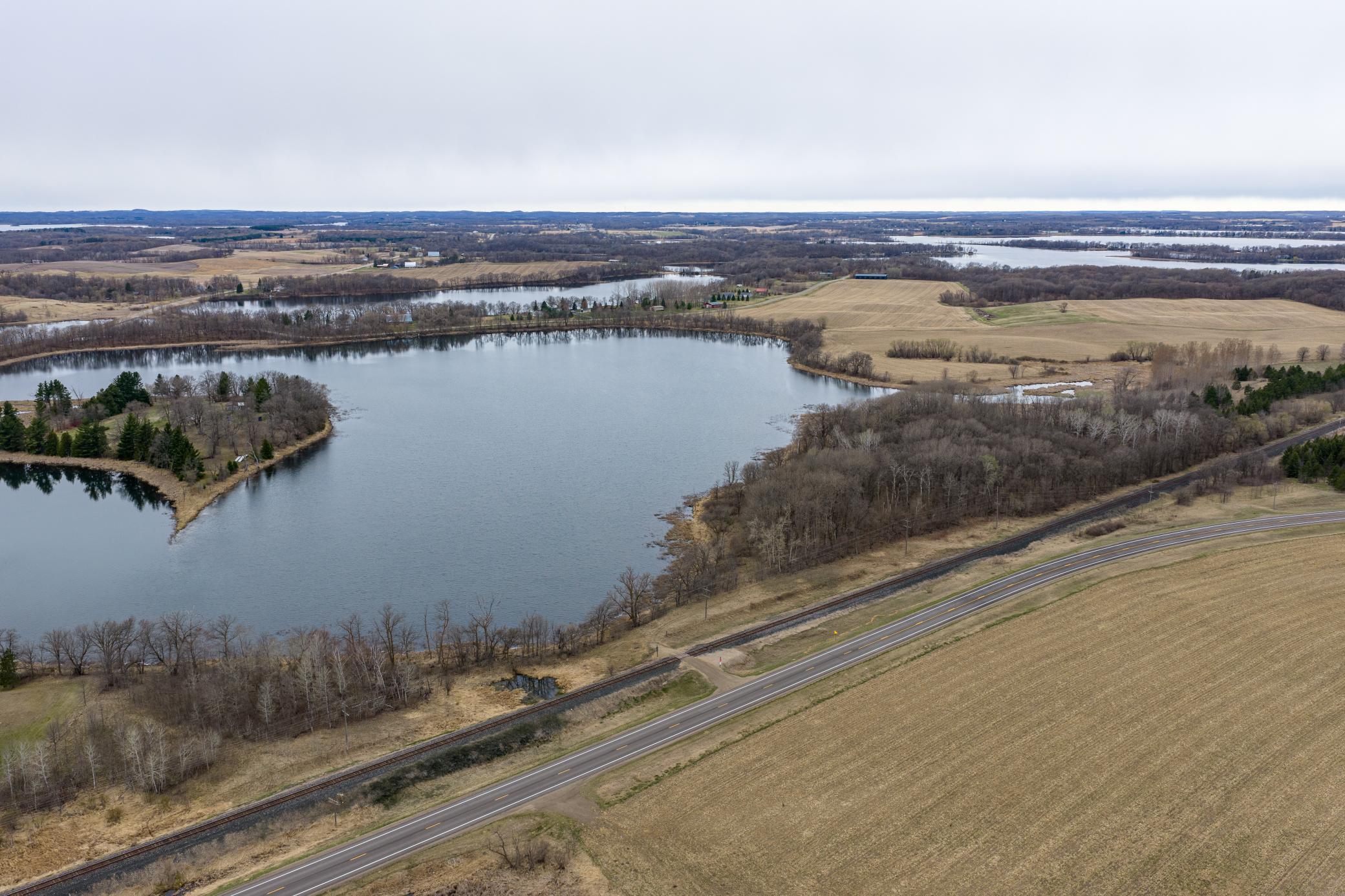 main property photo 16