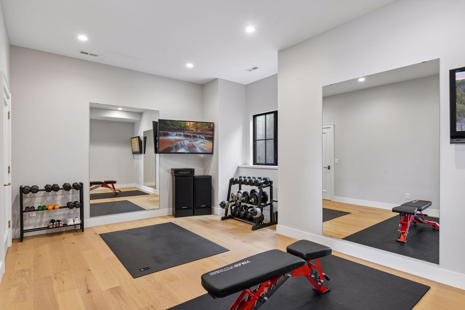 main property photo 39