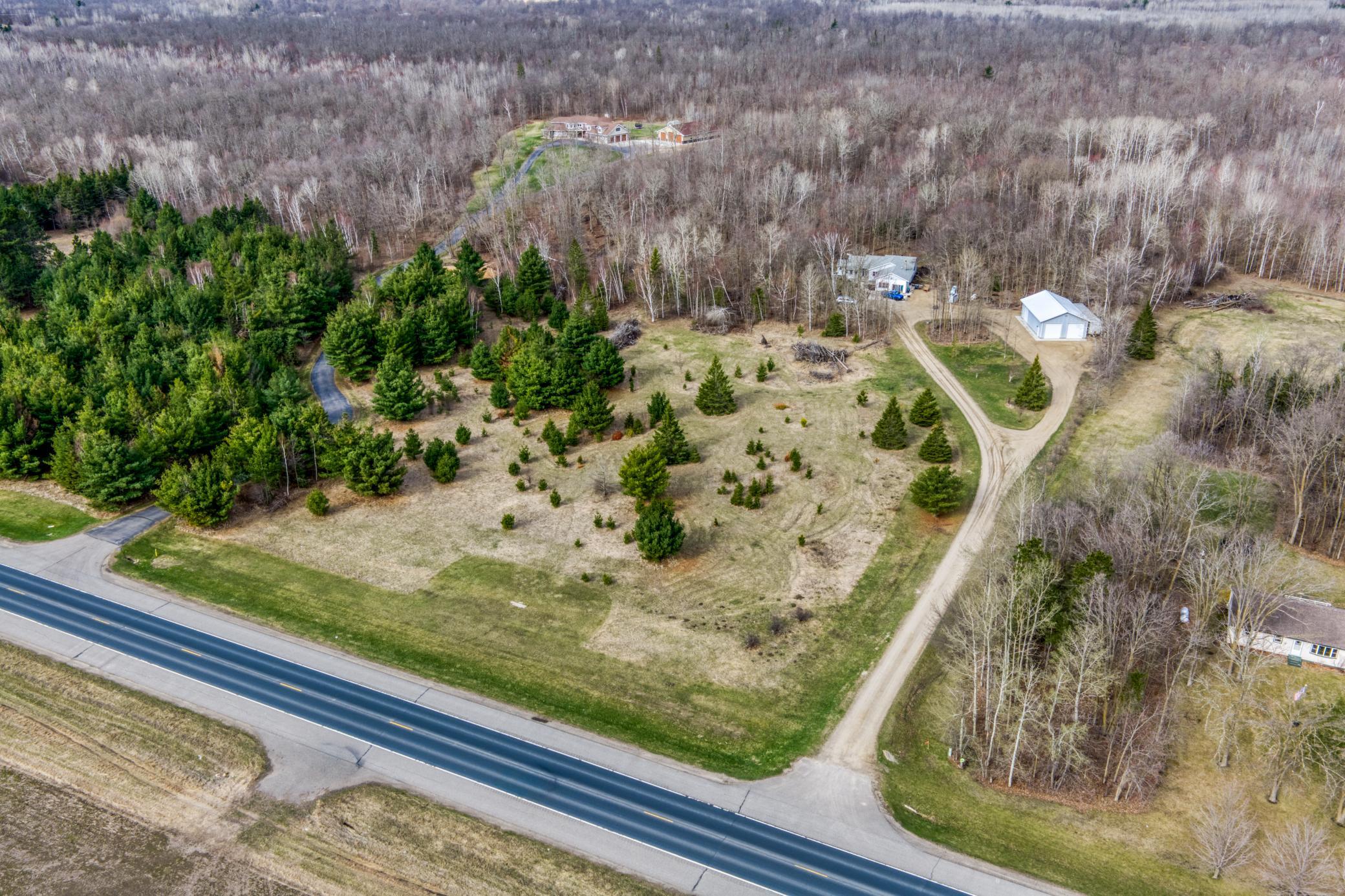 main property photo 16