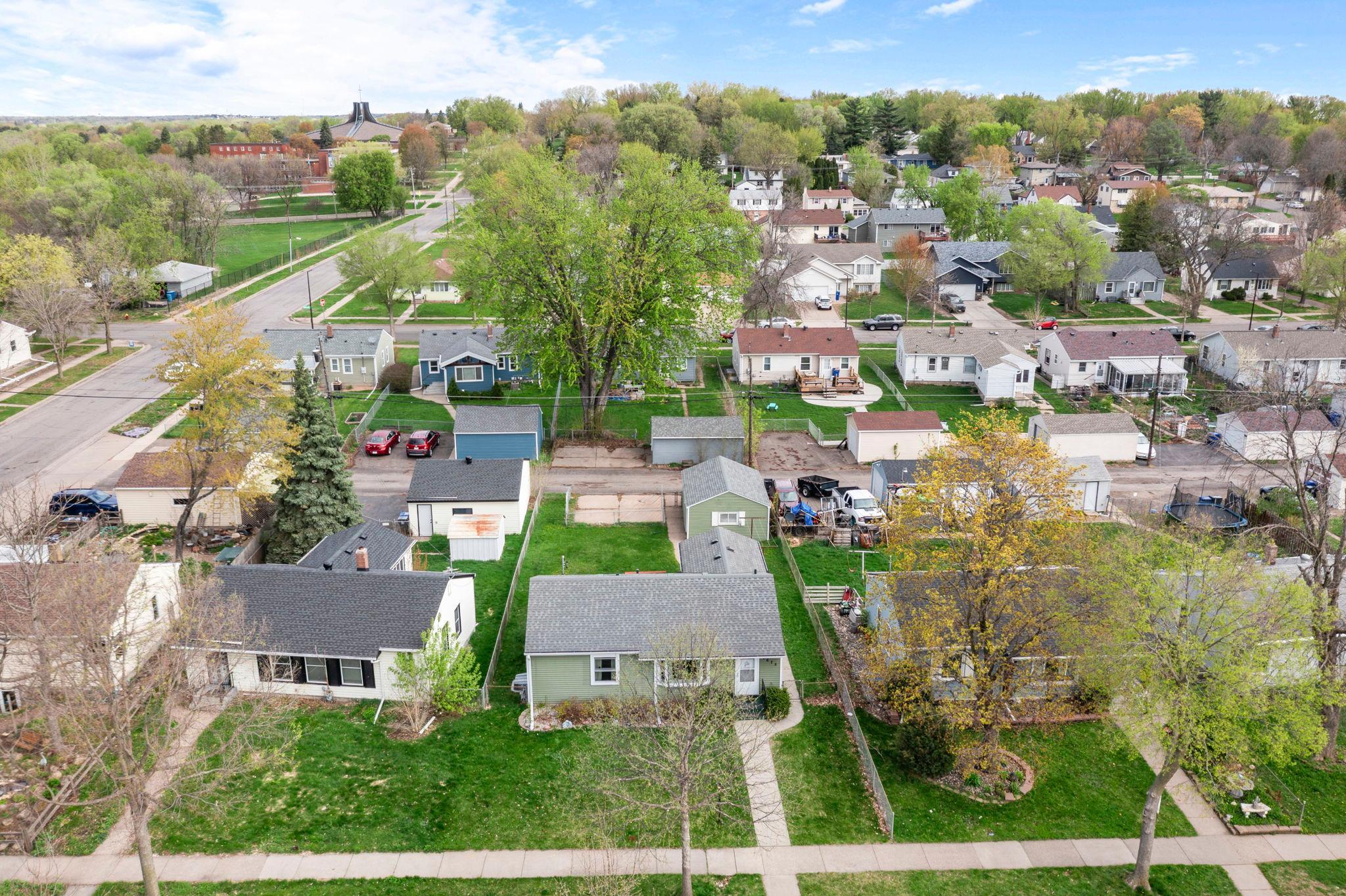 main property photo 60