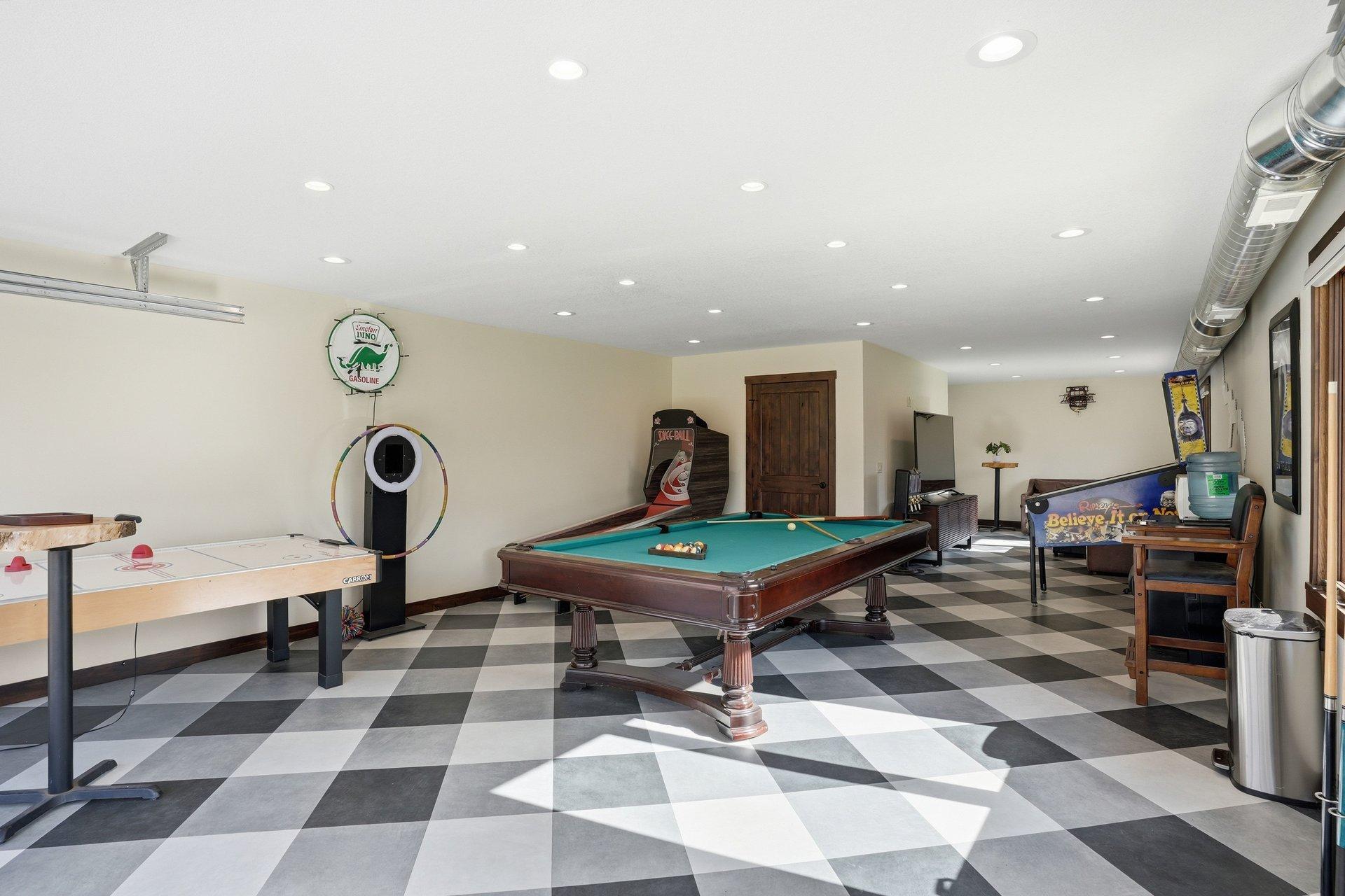 main property photo 73