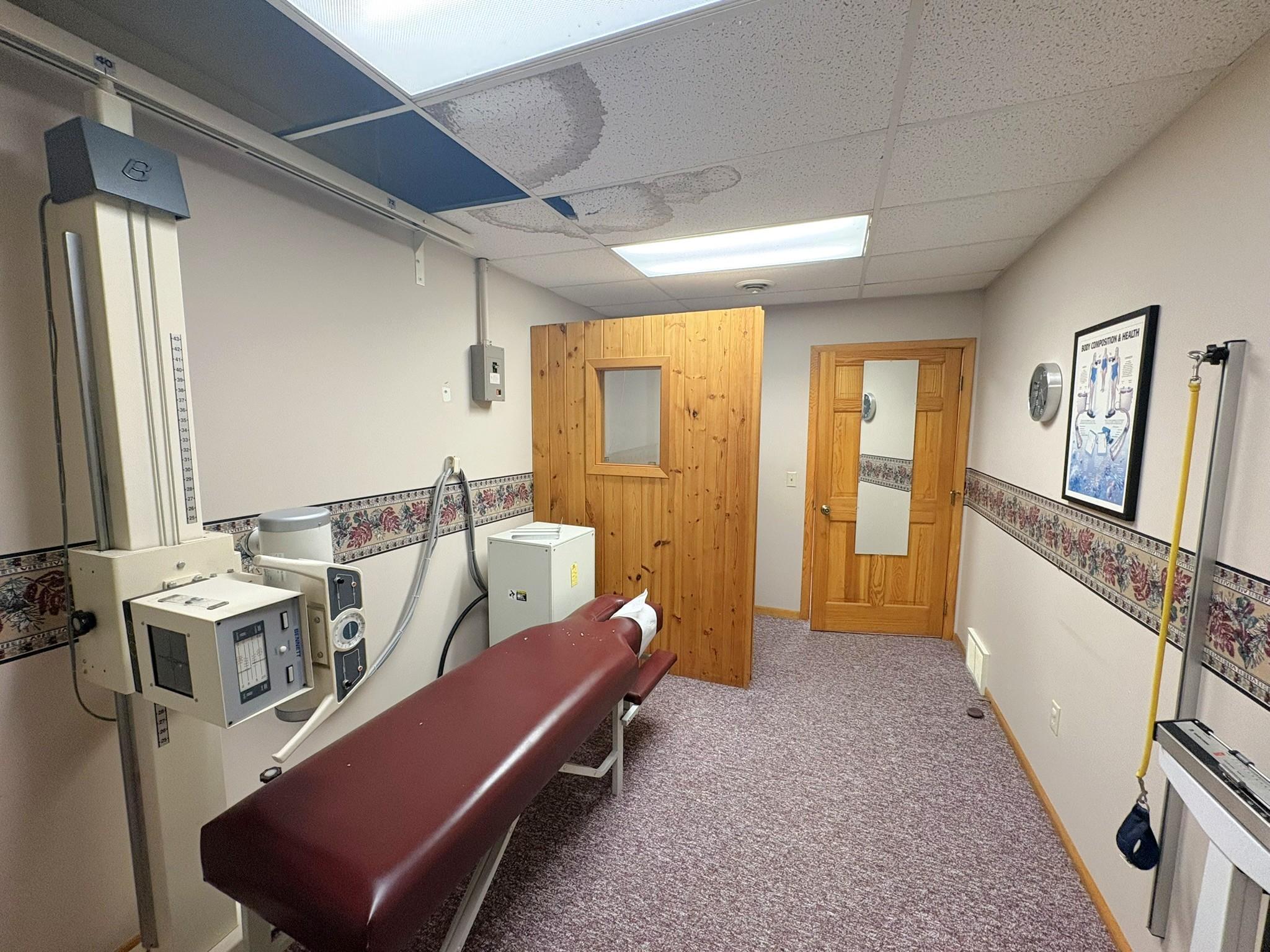 main property photo 14