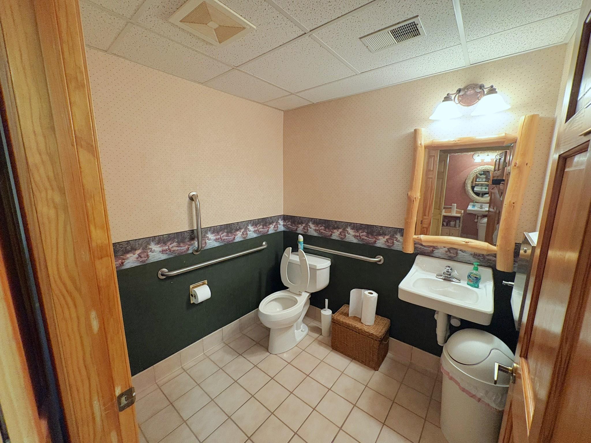 main property photo 25