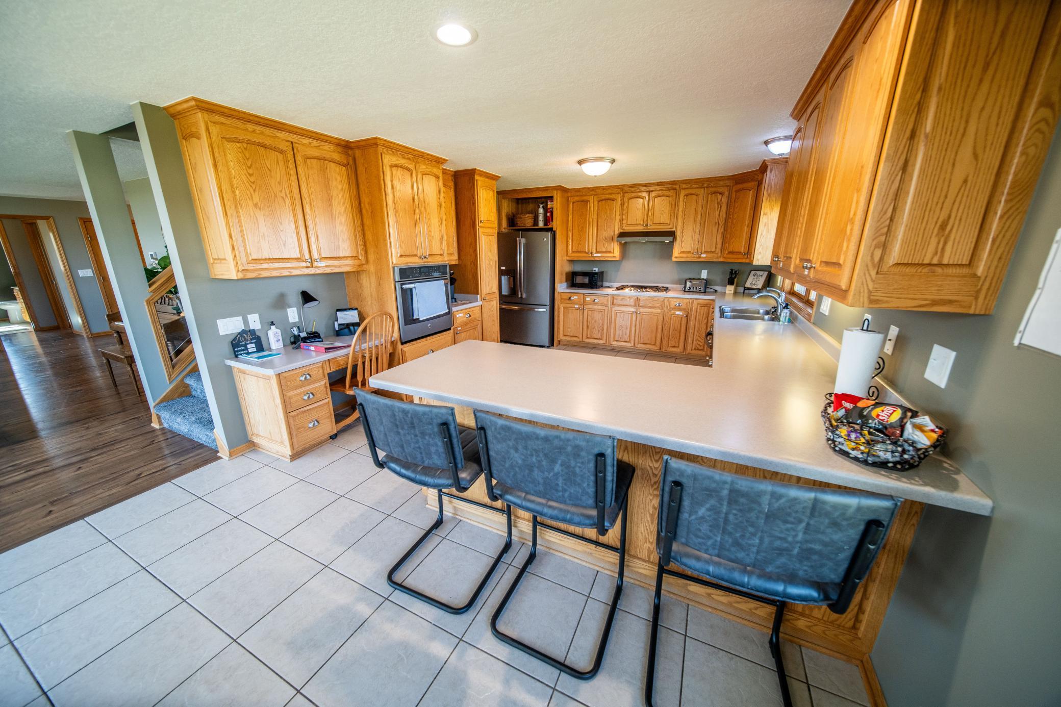 main property photo 15