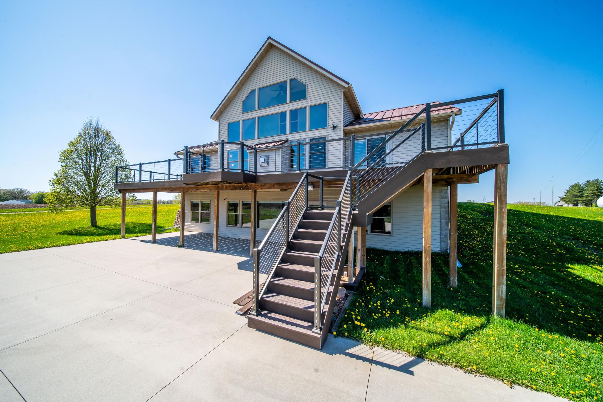 main property photo 74