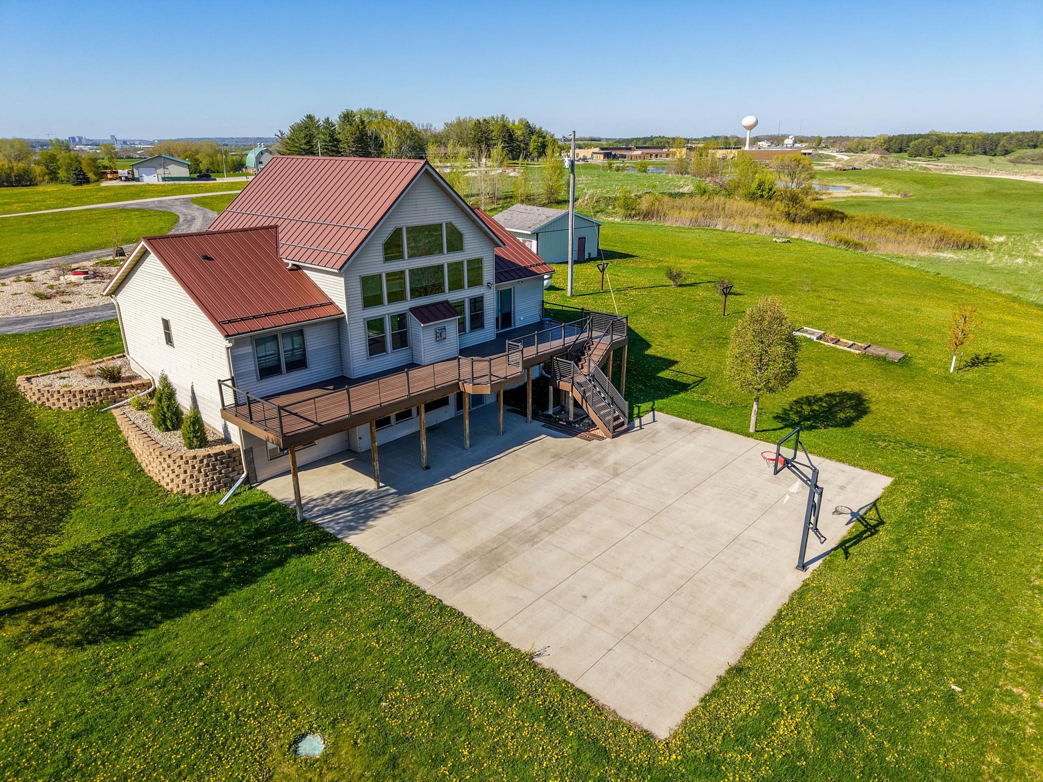 main property photo 78