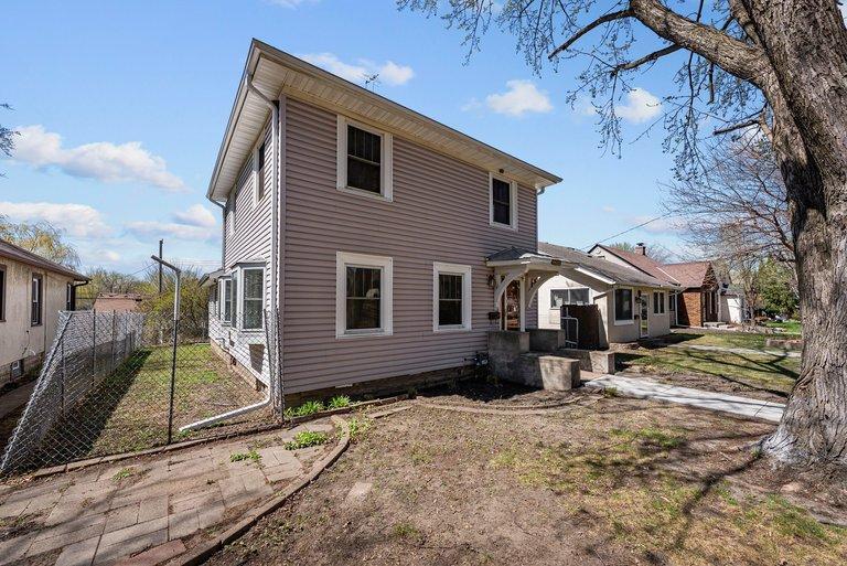 main property photo 45