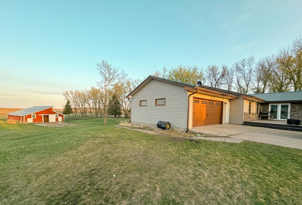 main property photo 26
