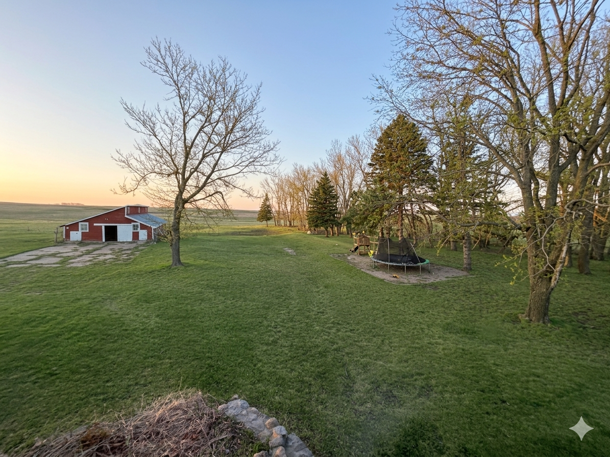 main property photo 28