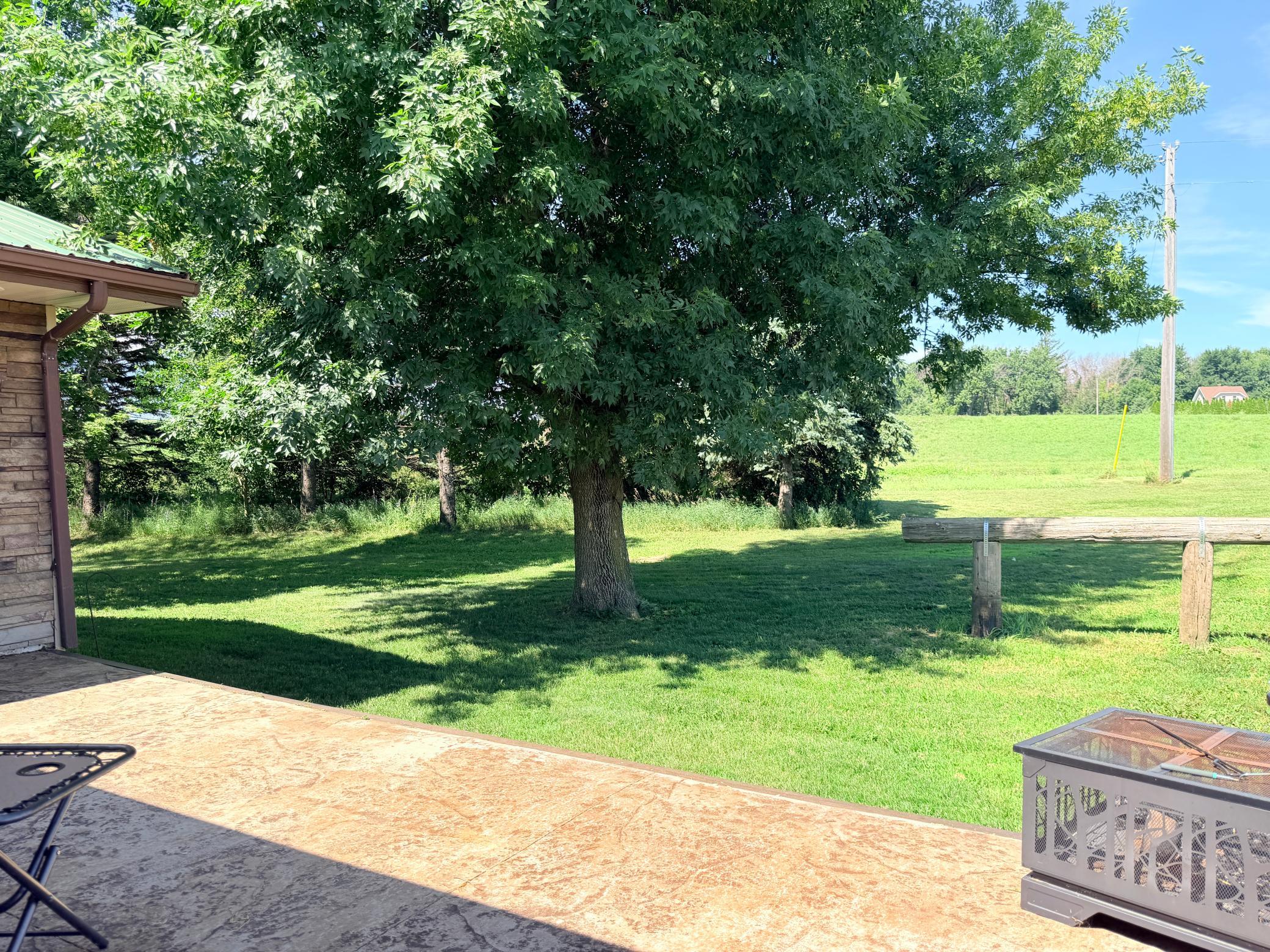 main property photo 31