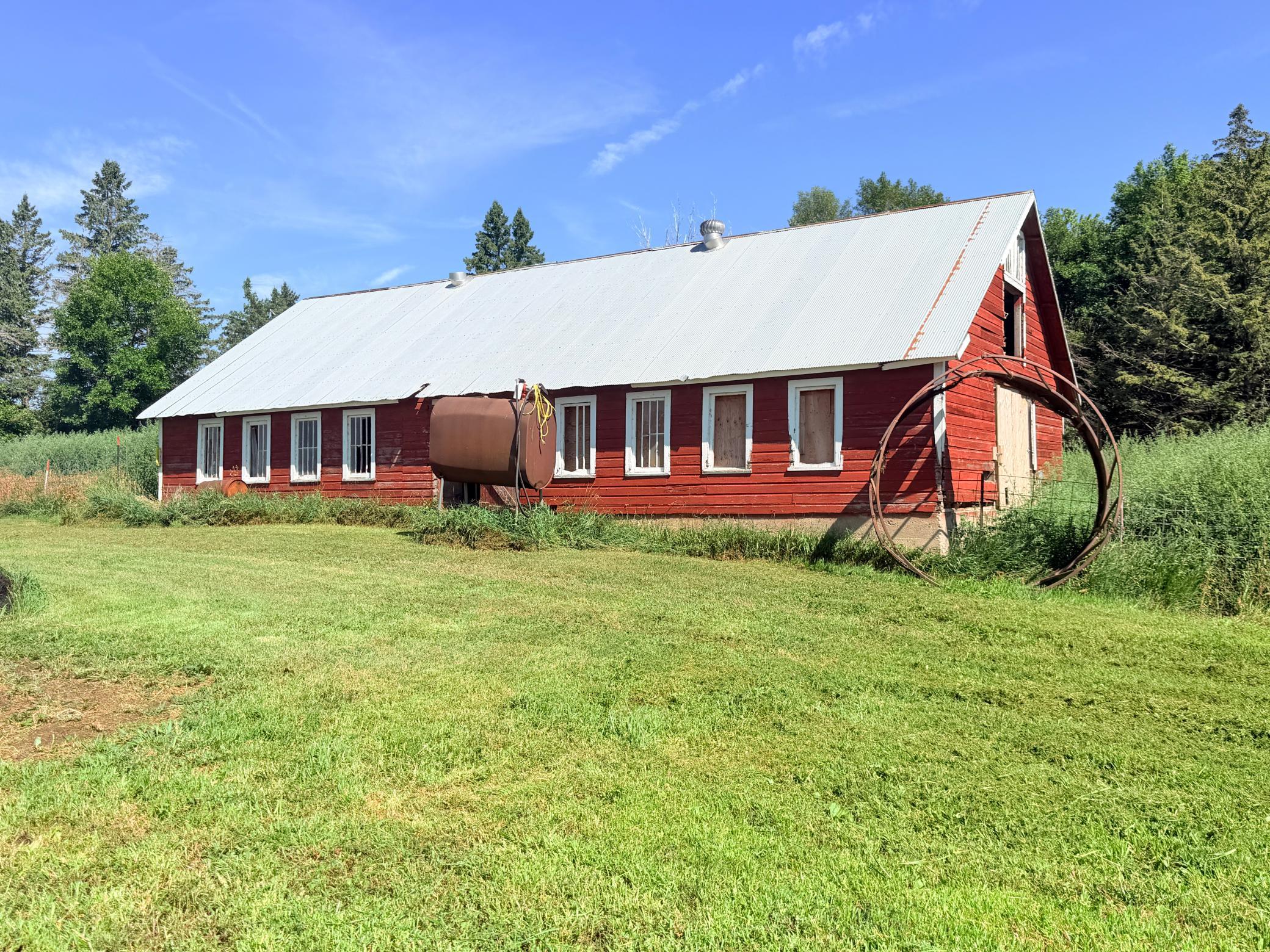 main property photo 39