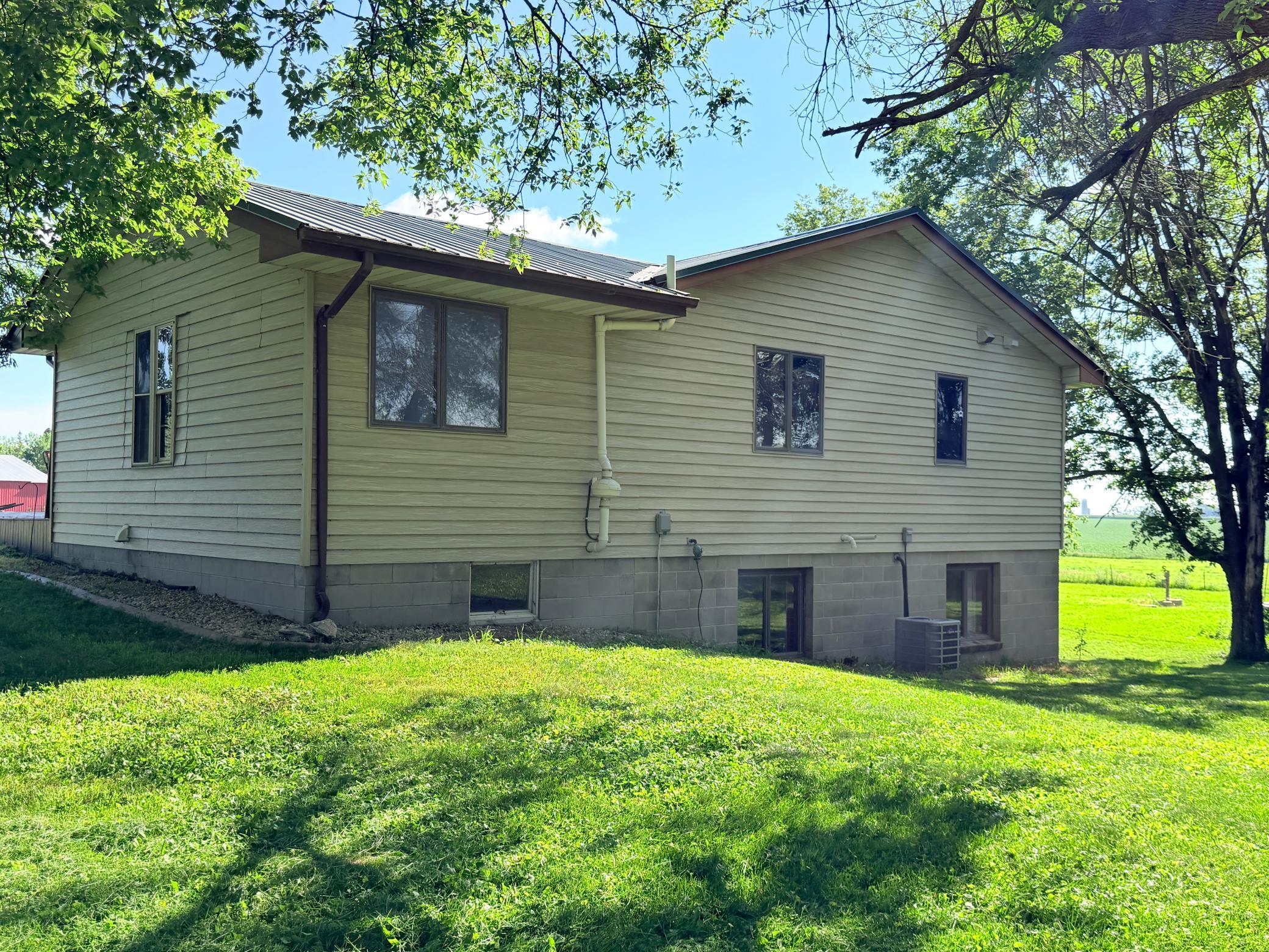 main property photo 46