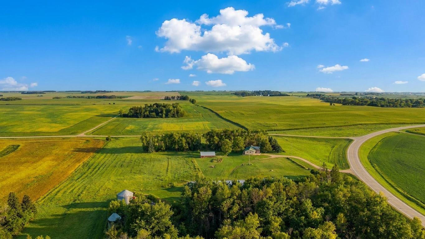 main property photo 49