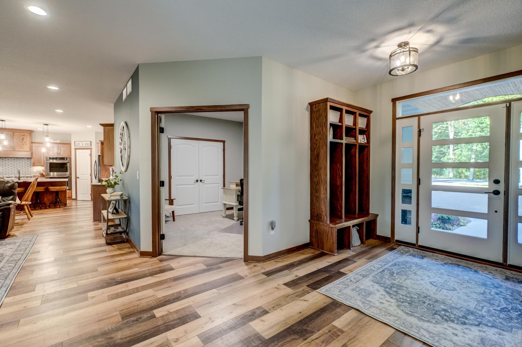 main property photo 6
