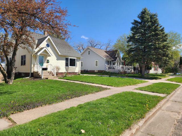 main property photo 31