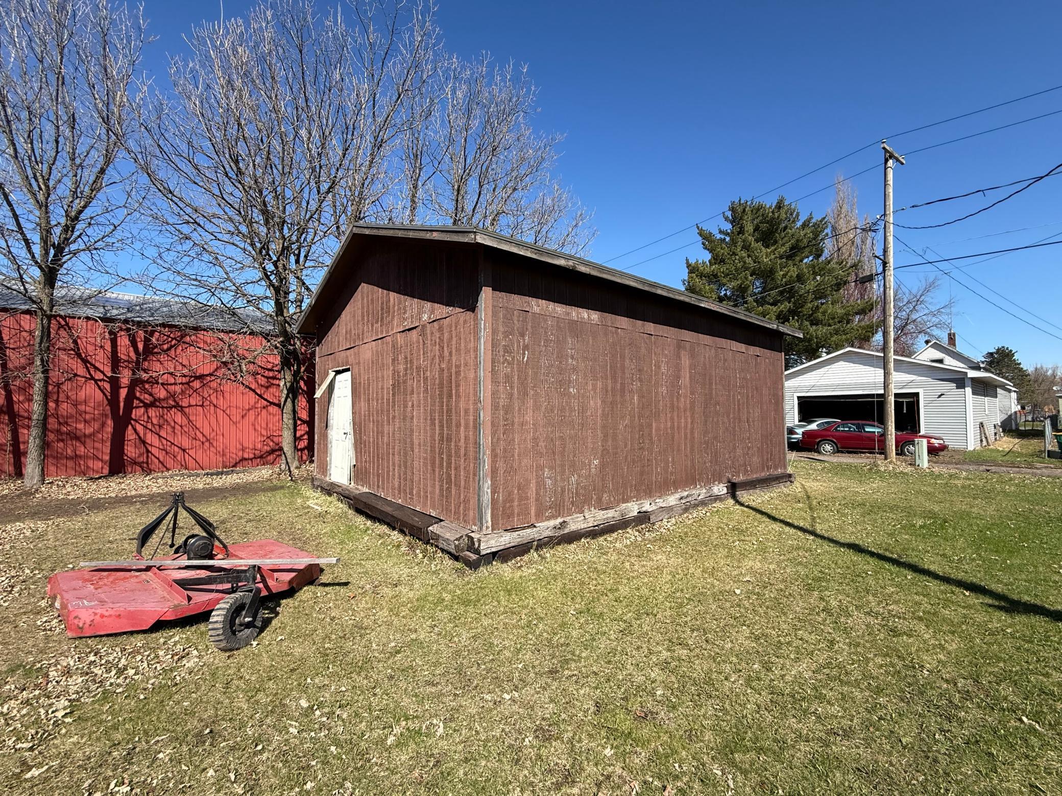 main property photo 8