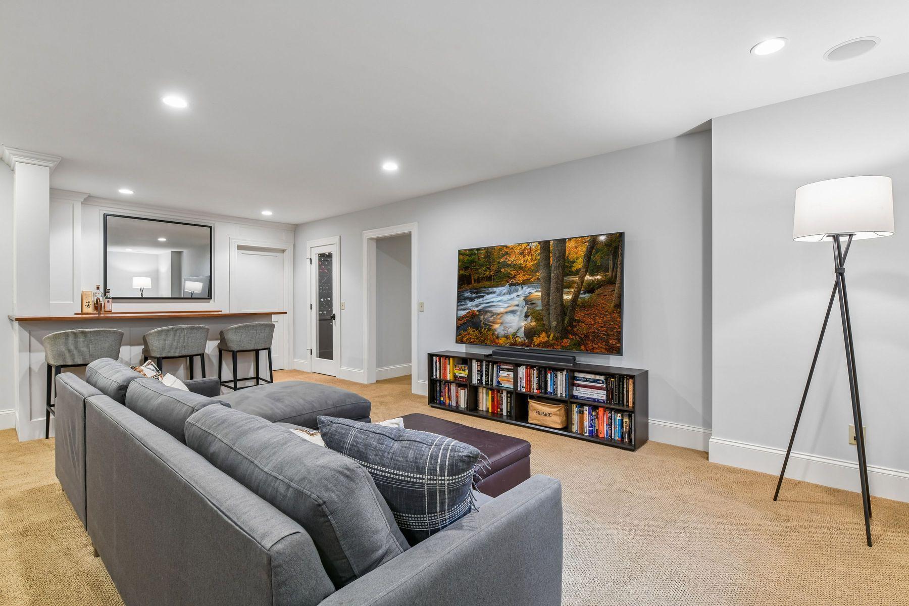 main property photo 51