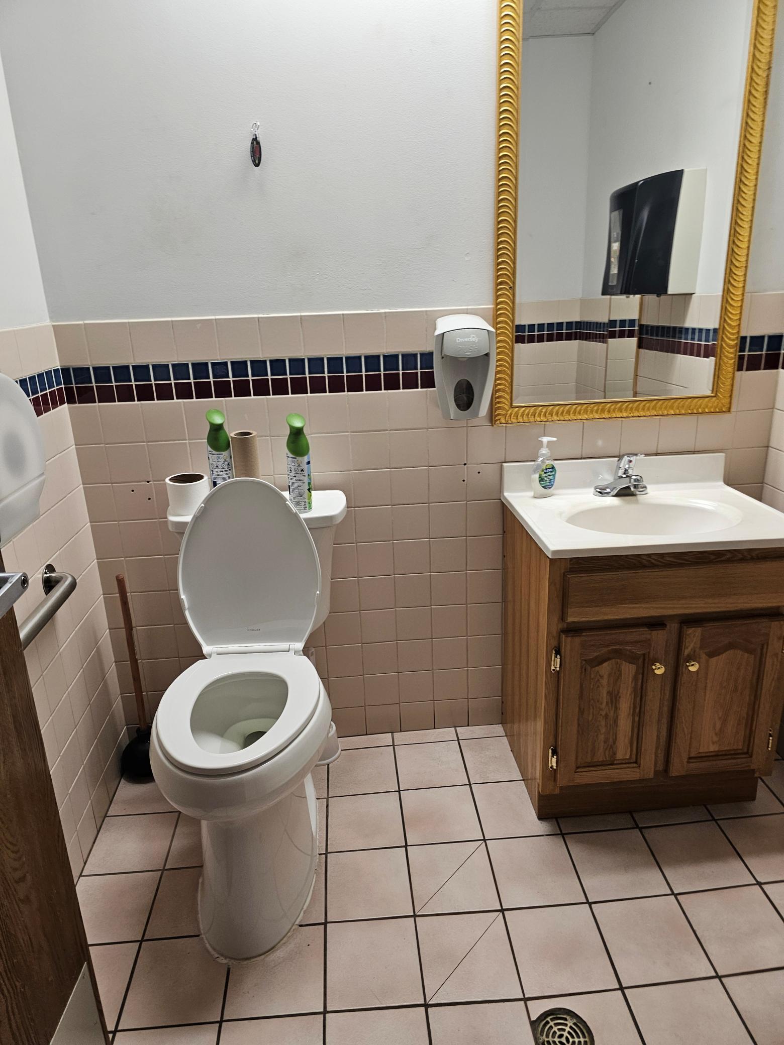 main property photo 9