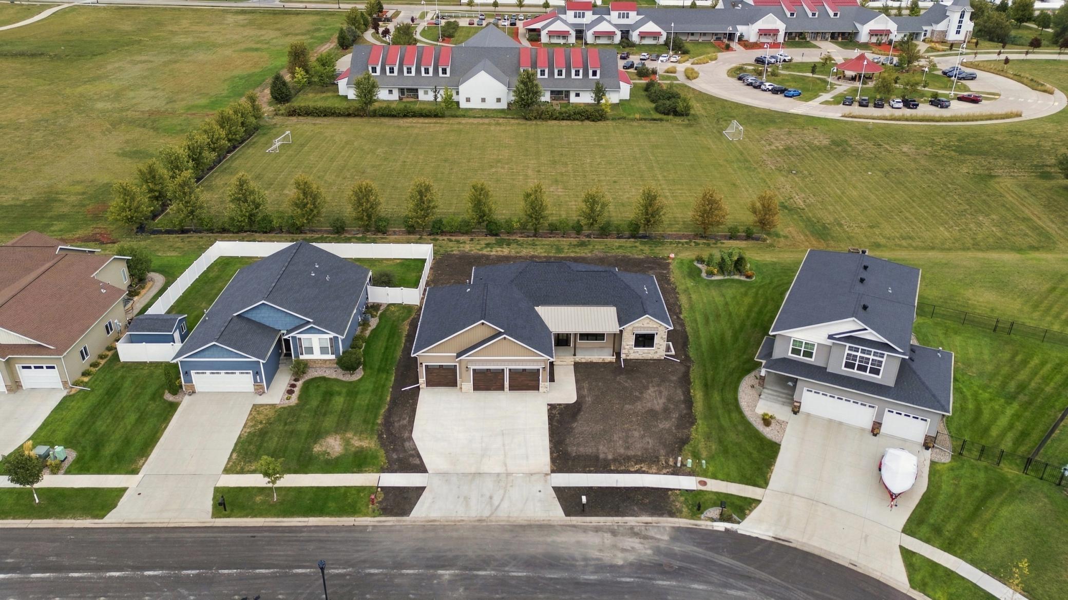 main property photo 48