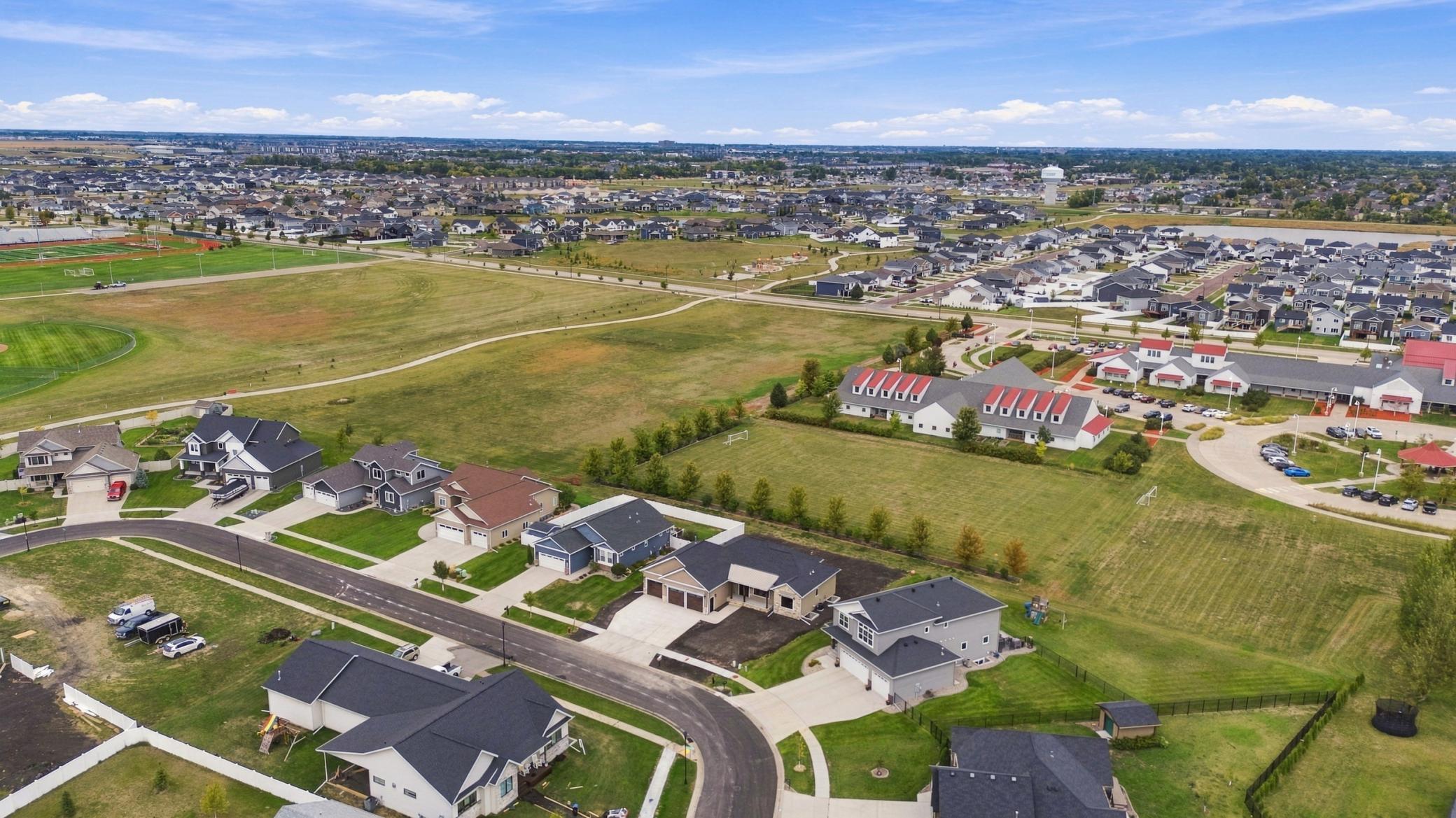 main property photo 50